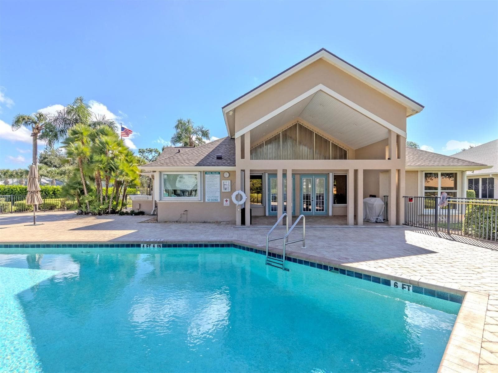 Single Family Residence at 443 BERMUDA ISLES CIR, VENICE, photo 41 of 78