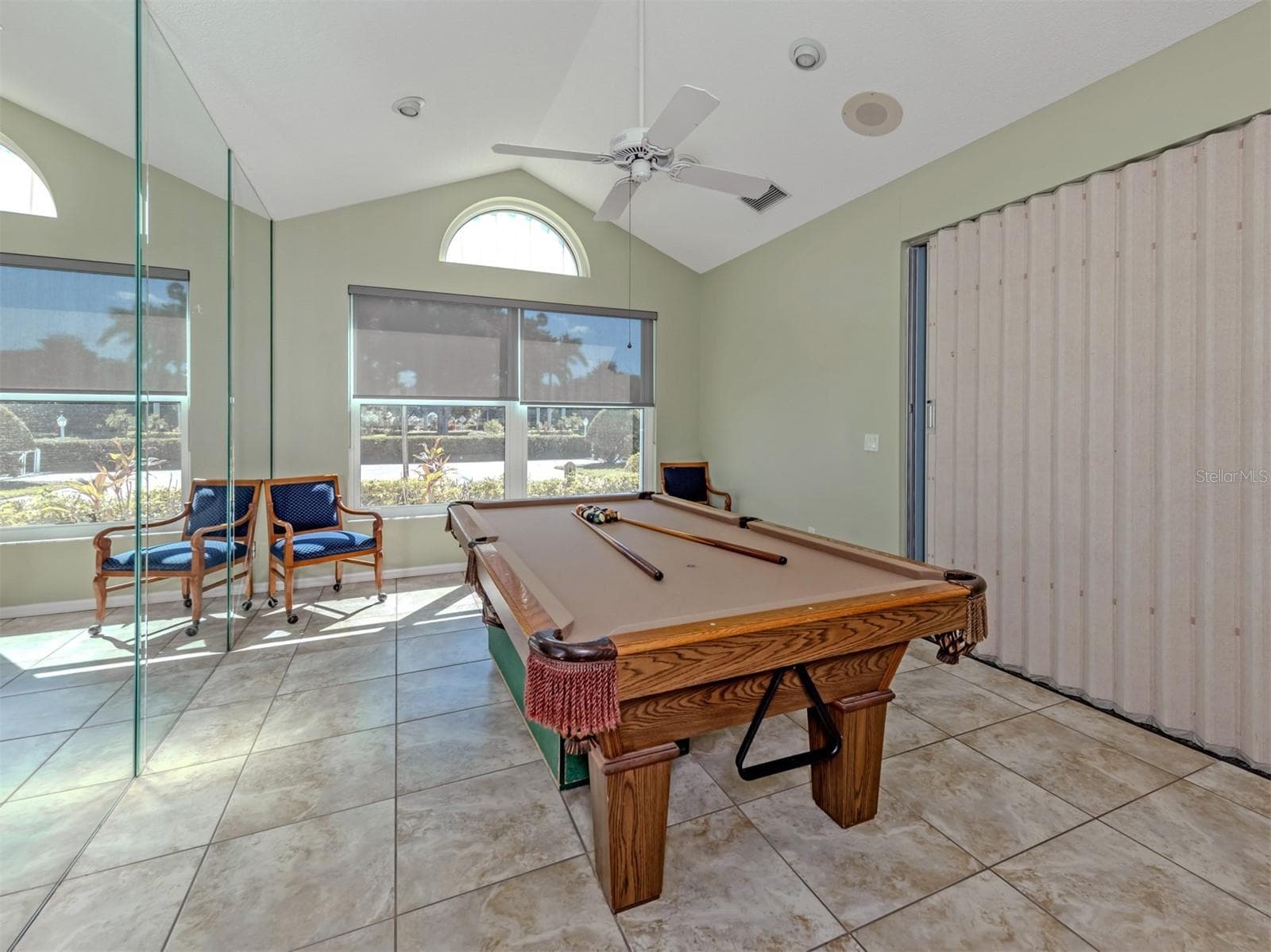 Single Family Residence at 443 BERMUDA ISLES CIR, VENICE, photo 47 of 78