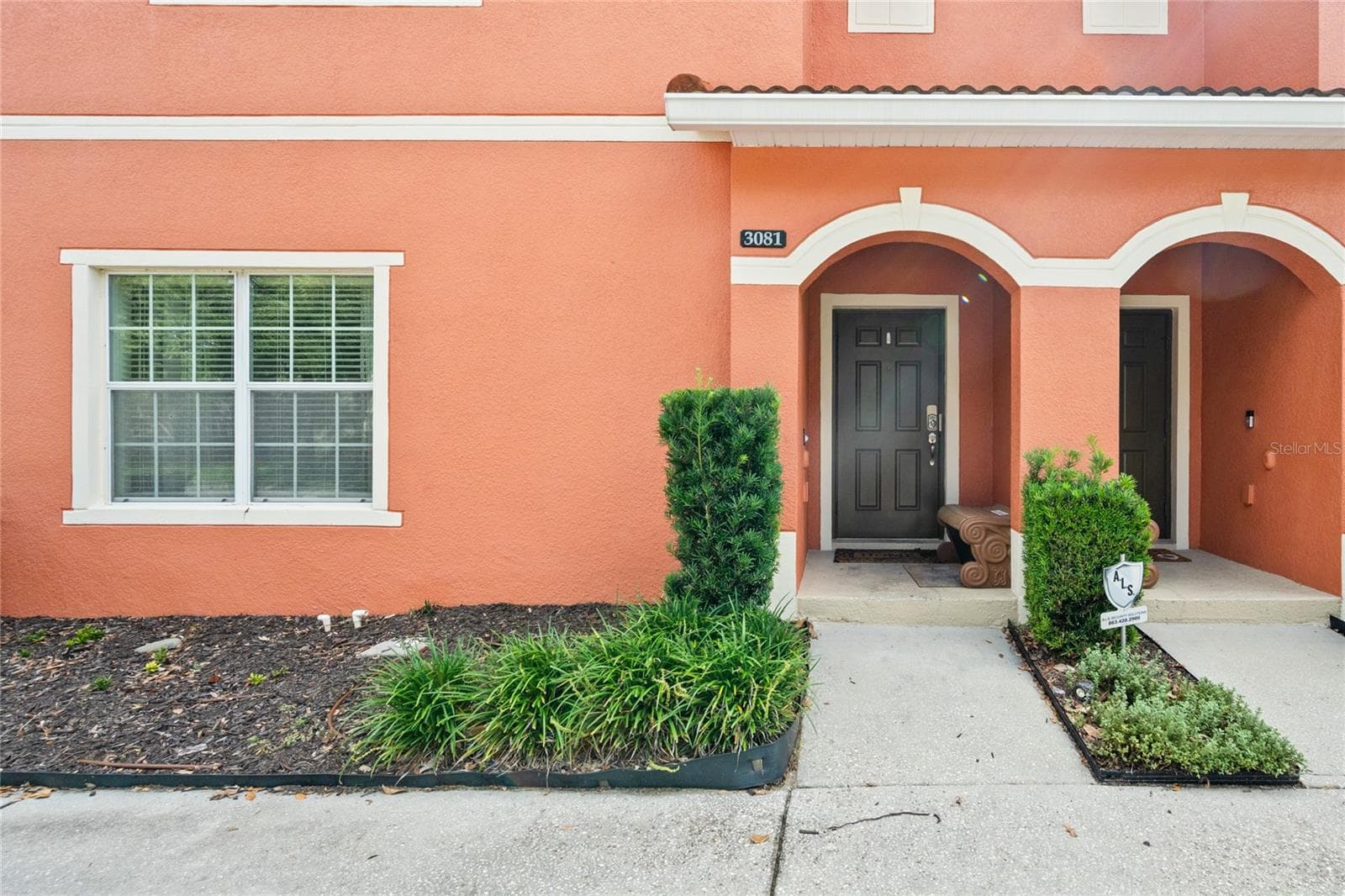 Townhouse at 3081 BEACH PALM AVE, KISSIMMEE, photo 2 of 55