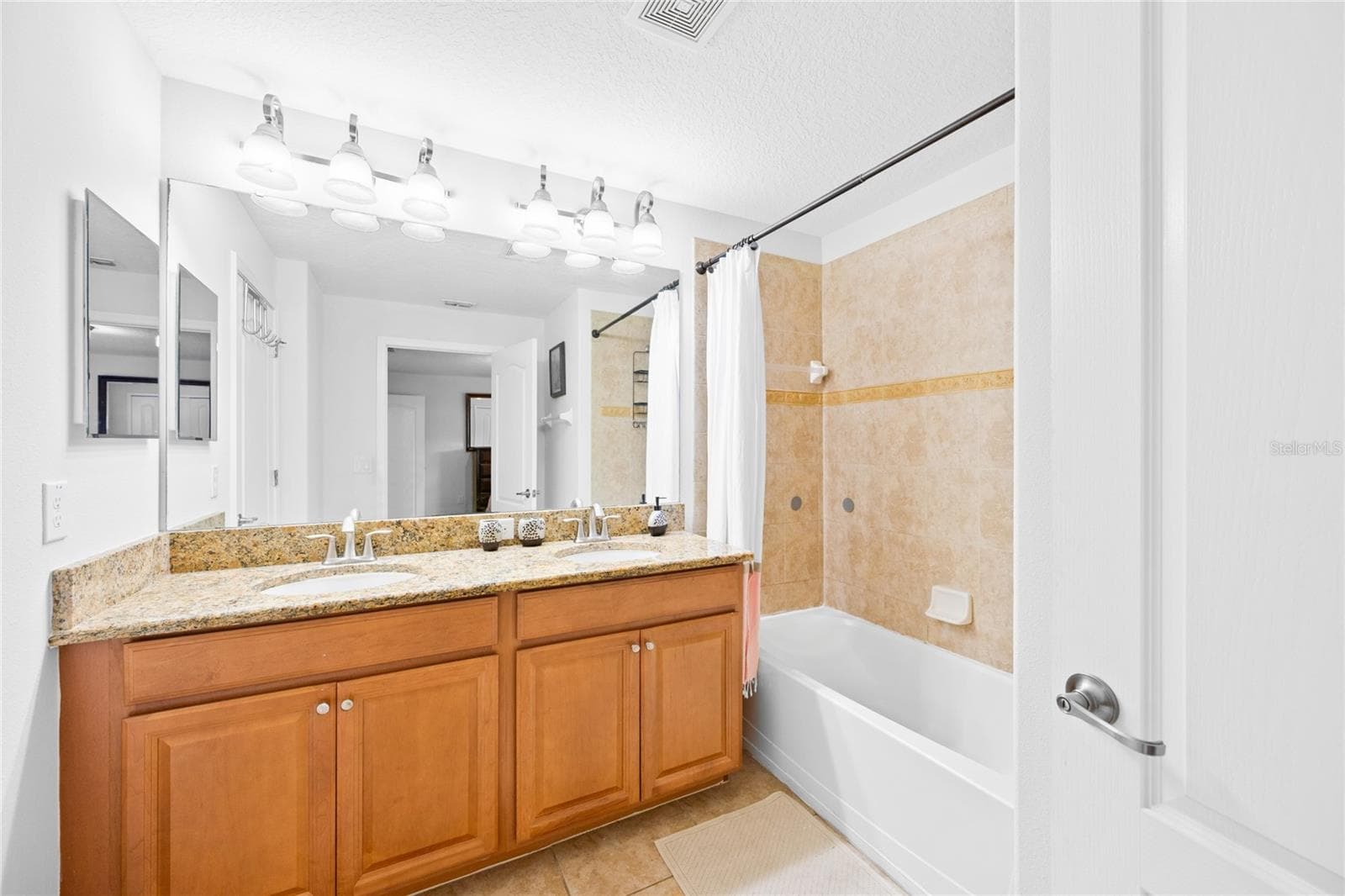 Townhouse at 3081 BEACH PALM AVE, KISSIMMEE, photo 26 of 55