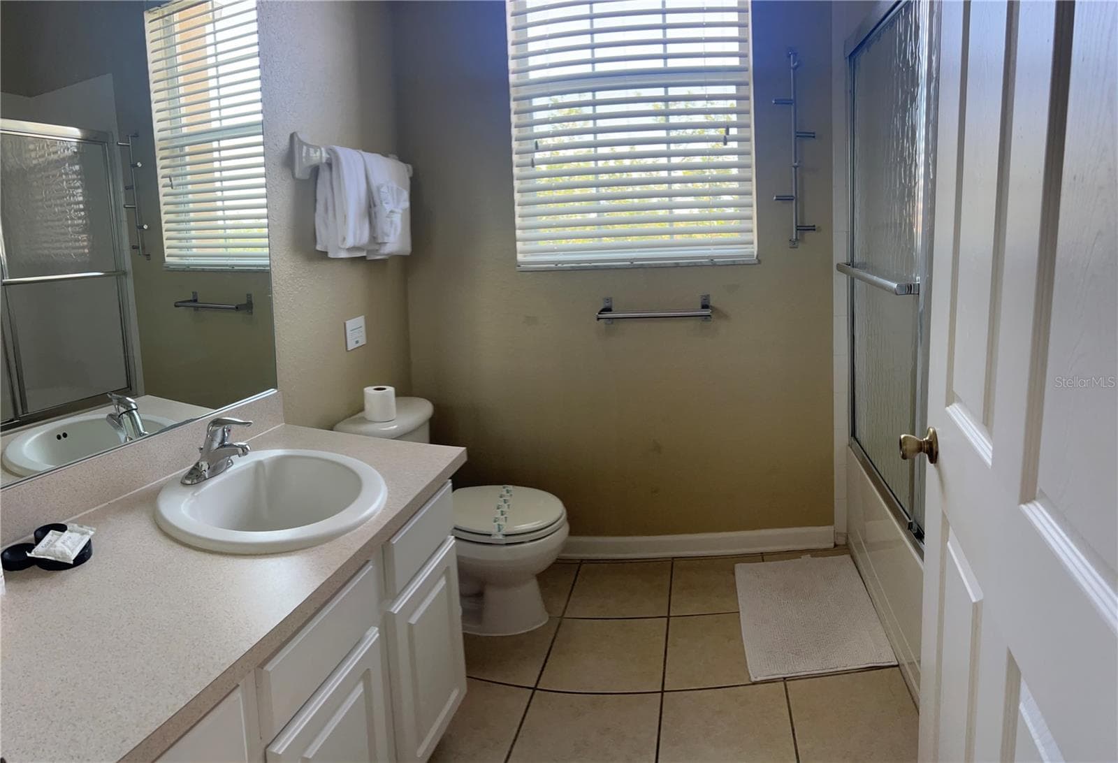 Condominium at 2788 ALMATON LOOP #401, KISSIMMEE, photo 14 of 29