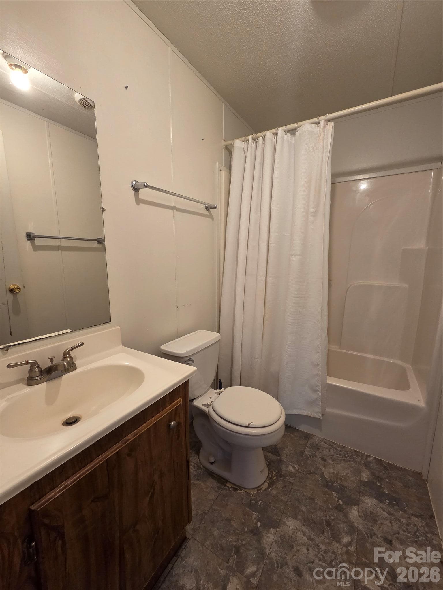 Single Family Residence at 117 Nakoma Place, Whittier, photo 17 of 30