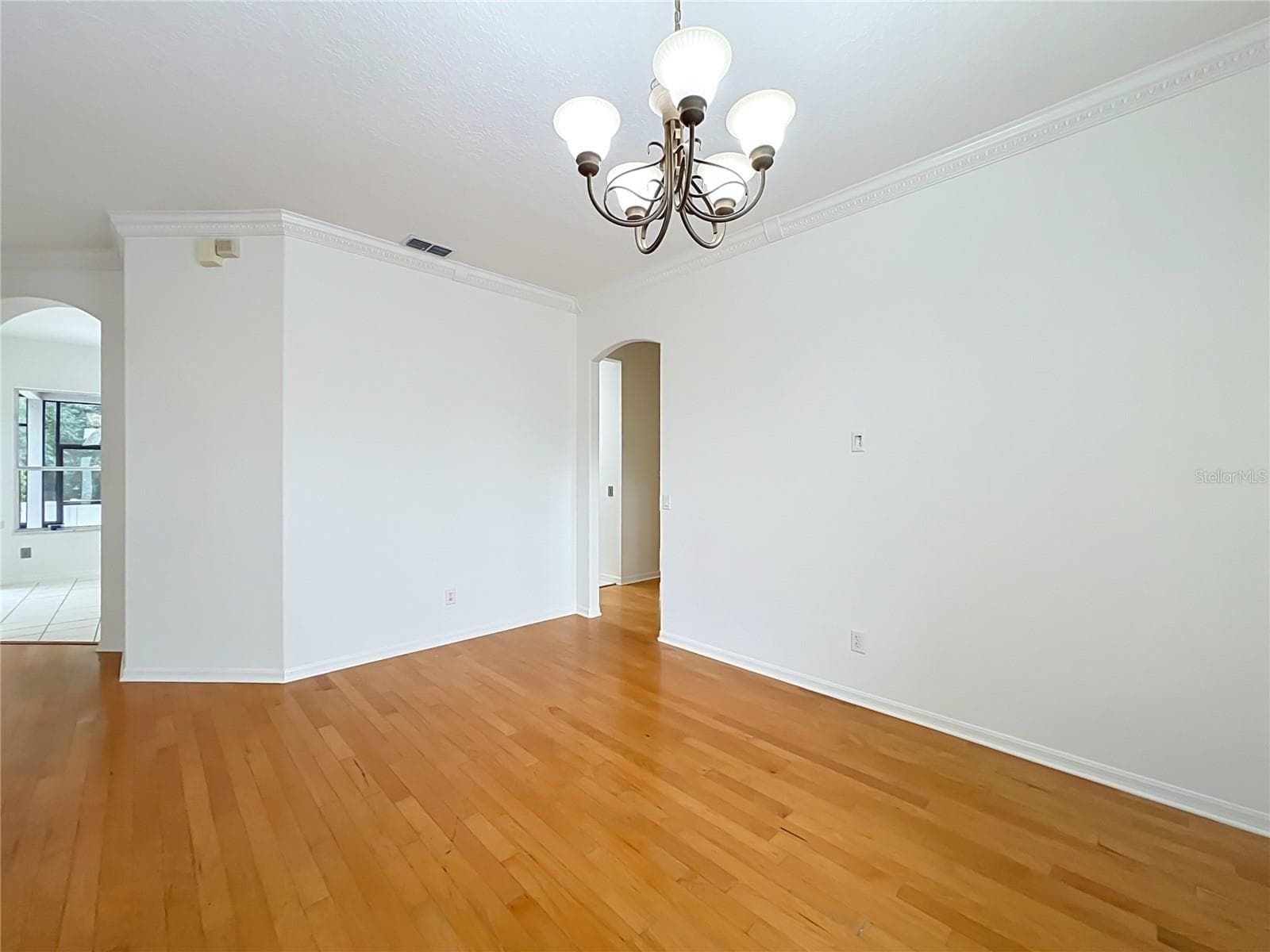 Single Family Residence at 2462 GREENWILLOW DR, ORLANDO, photo 19 of 101