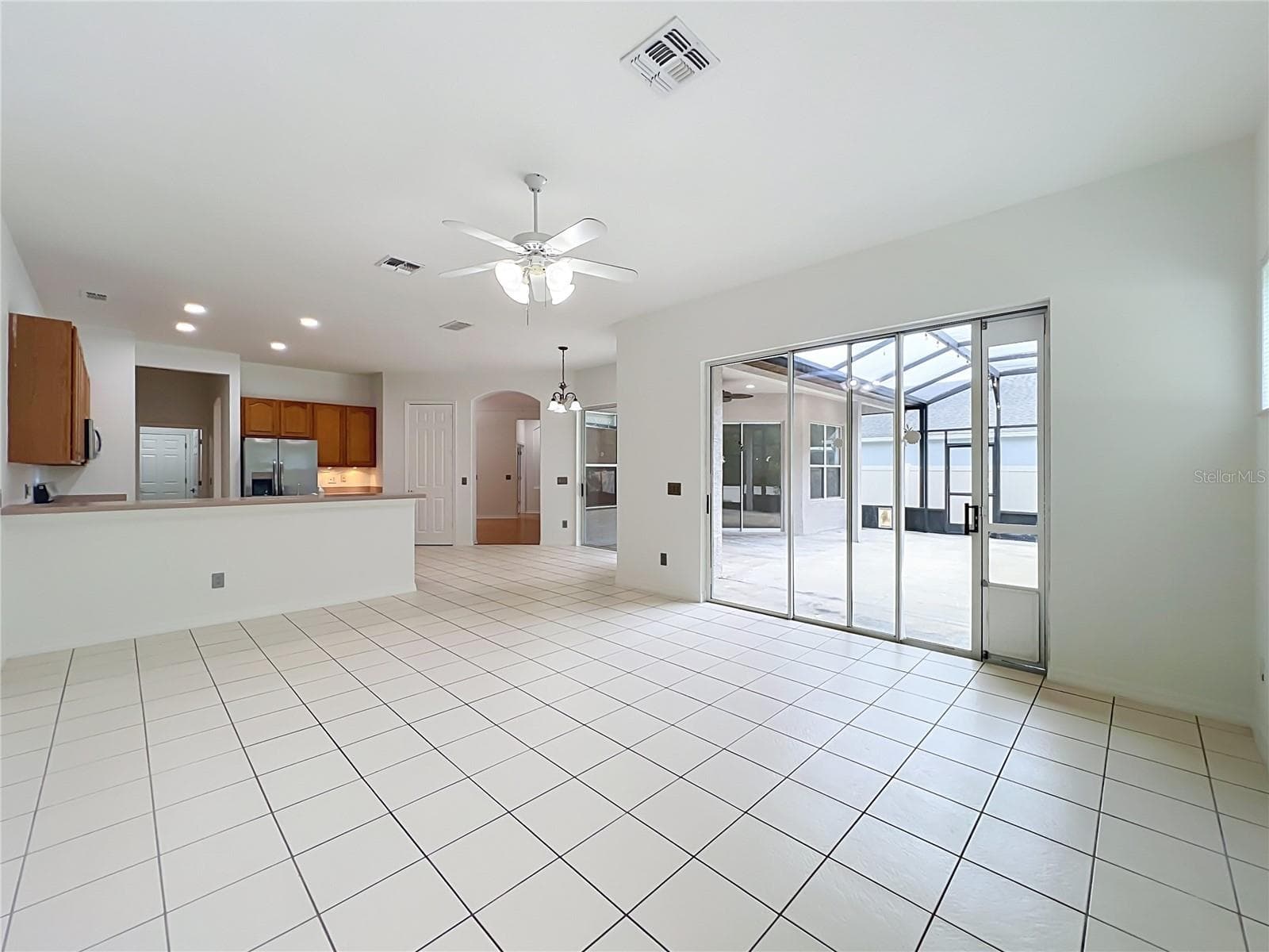 Single Family Residence at 2462 GREENWILLOW DR, ORLANDO, photo 39 of 101