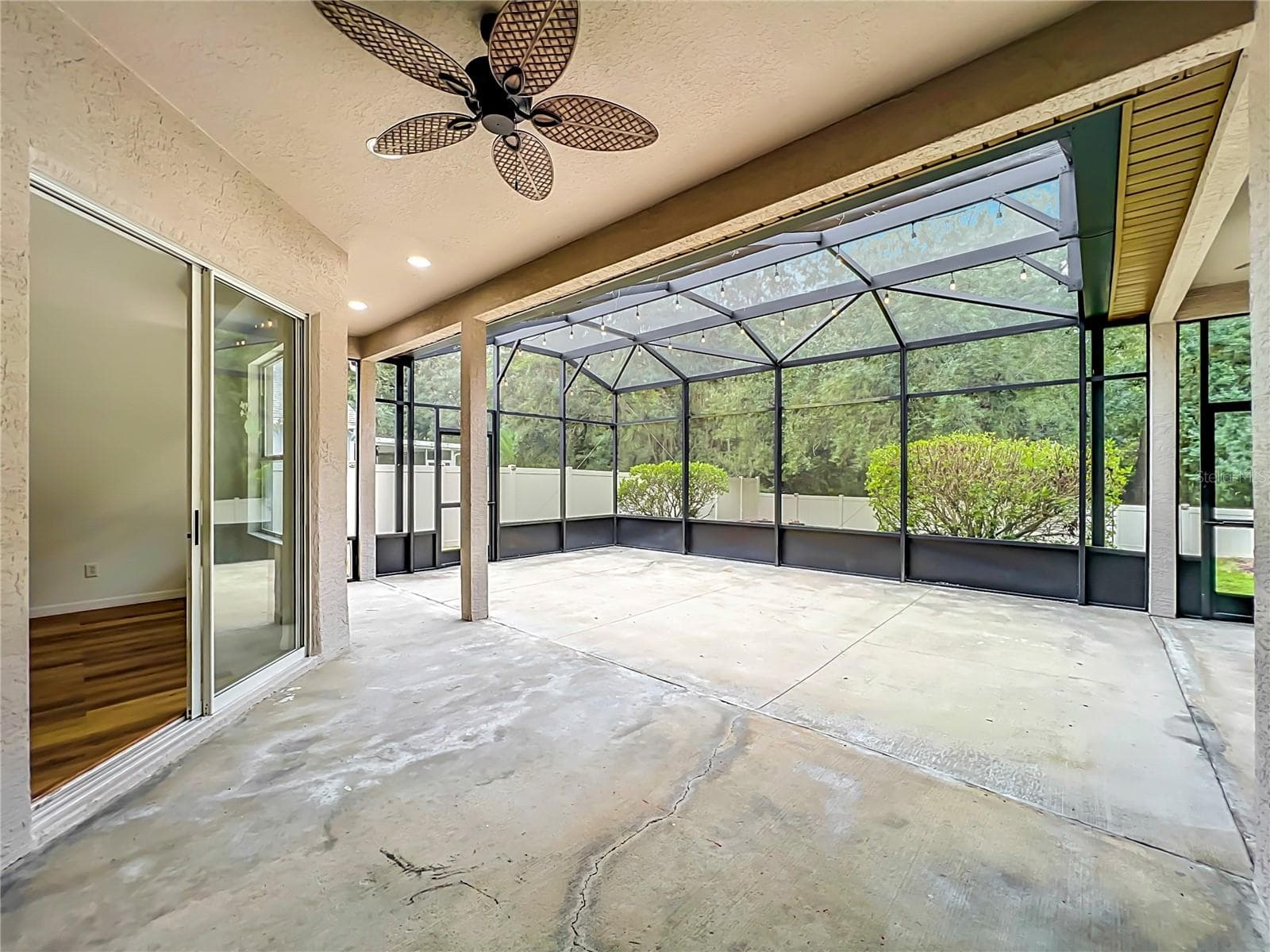 Single Family Residence at 2462 GREENWILLOW DR, ORLANDO, photo 59 of 101
