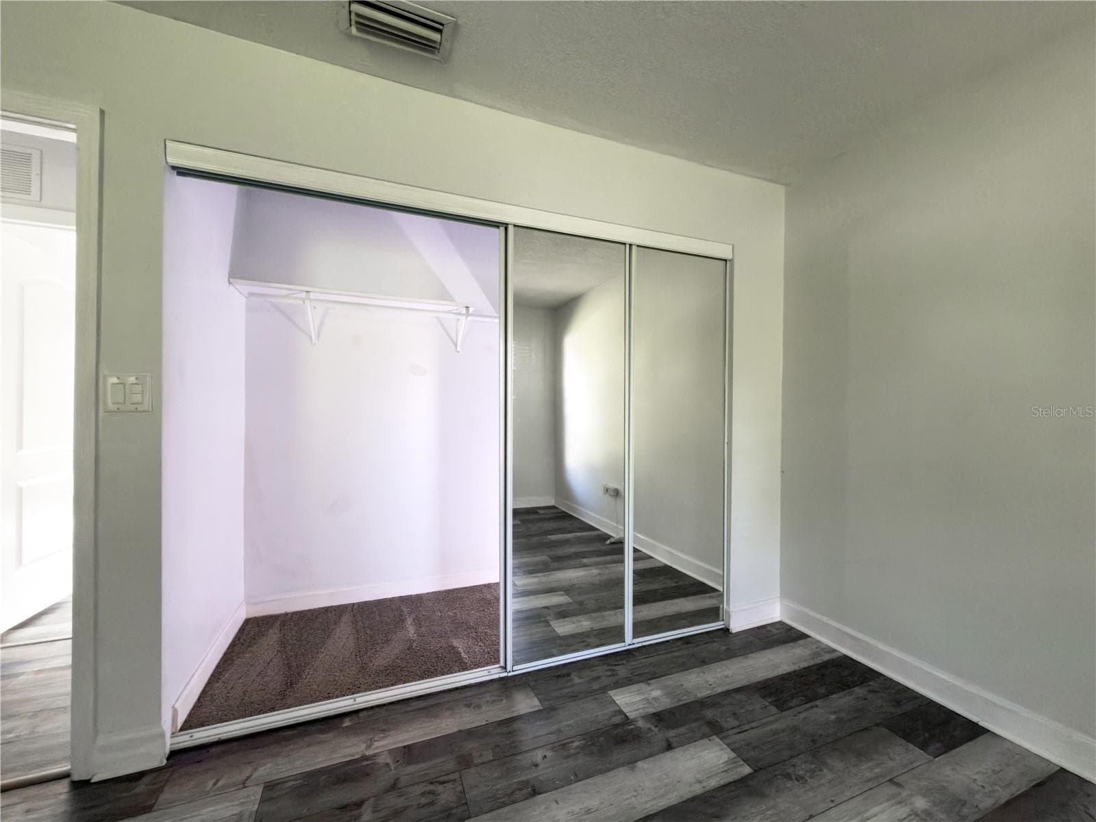 Primary Bedroom Closet - 1804 ORANGE HILL DR, BRANDON