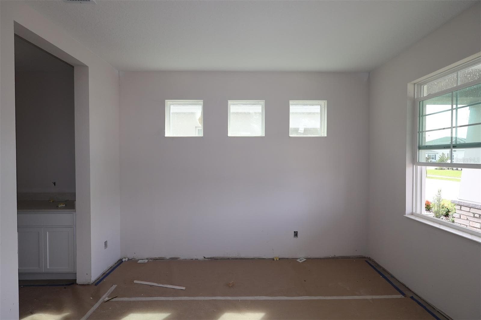 Single Family Residence at 6765 YELLOW WARBLER BND, ST CLOUD, photo 7 of 23