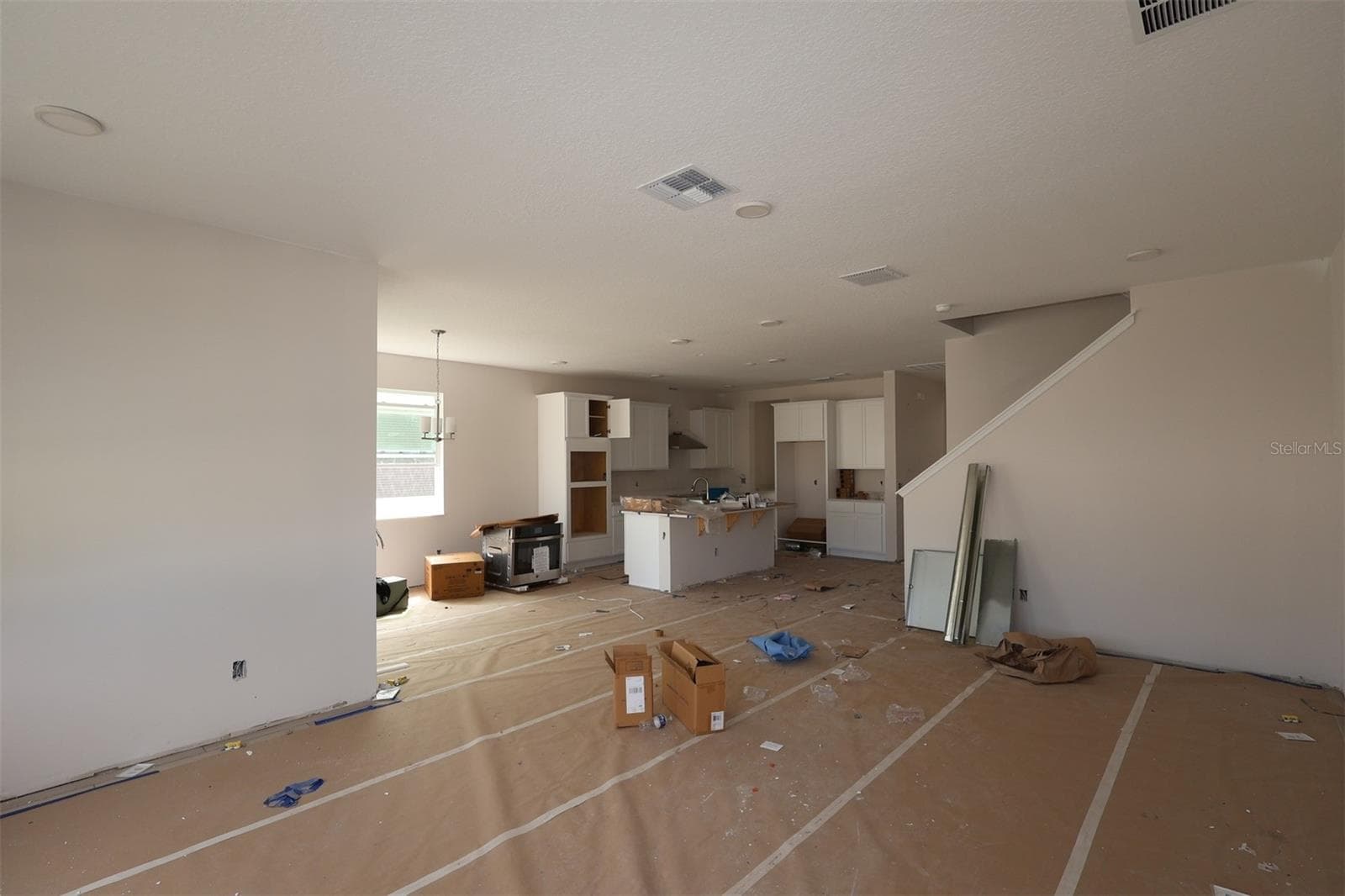 Single Family Residence at 6765 YELLOW WARBLER BND, ST CLOUD, photo 17 of 23
