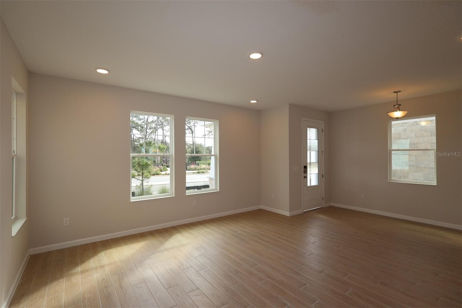 Single Family Residence at 1306 TWELVE OAKS RD, ST CLOUD, photo 11 of 32