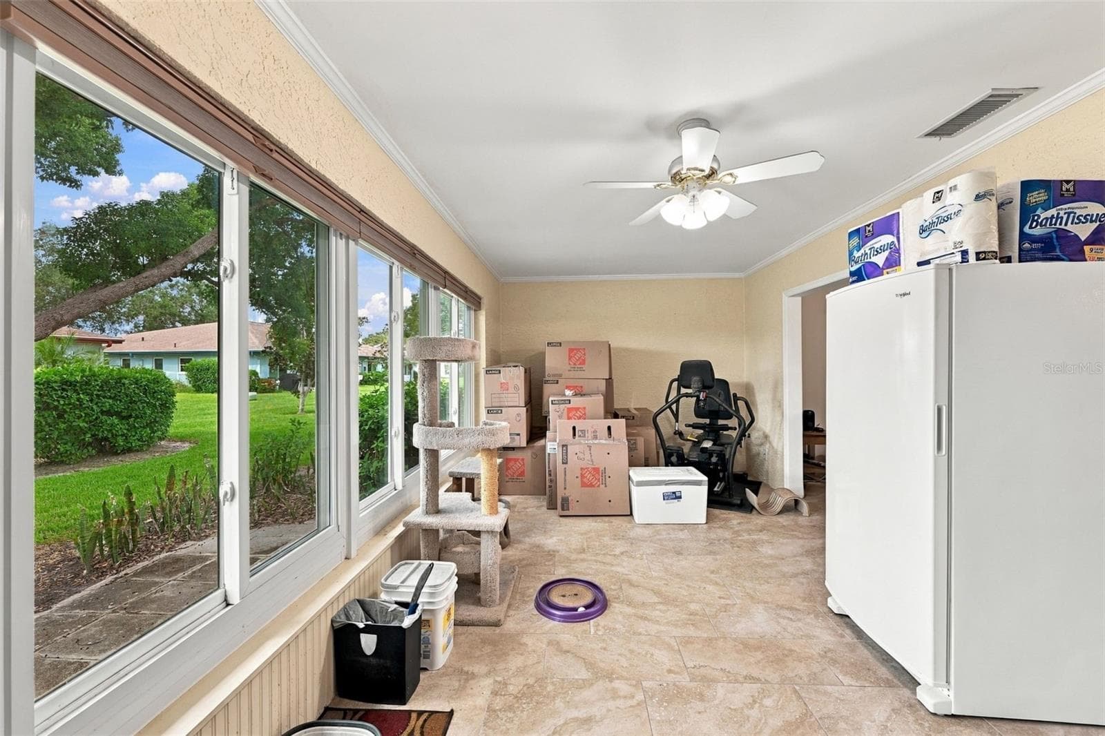 Florida Room - 2519 LONIGAN PL #287, SUN CITY CENTER