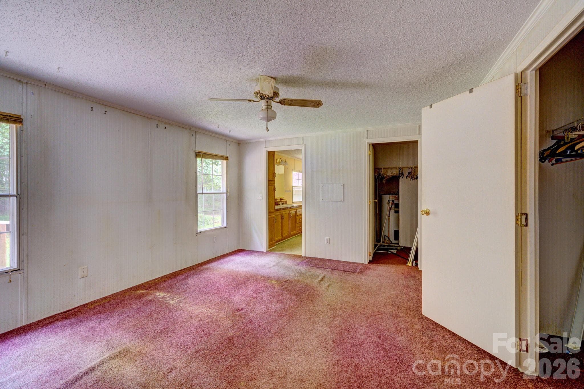 Single Family Residence at 1290 Forest Ridge Drive, Bessemer City, photo 8 of 15