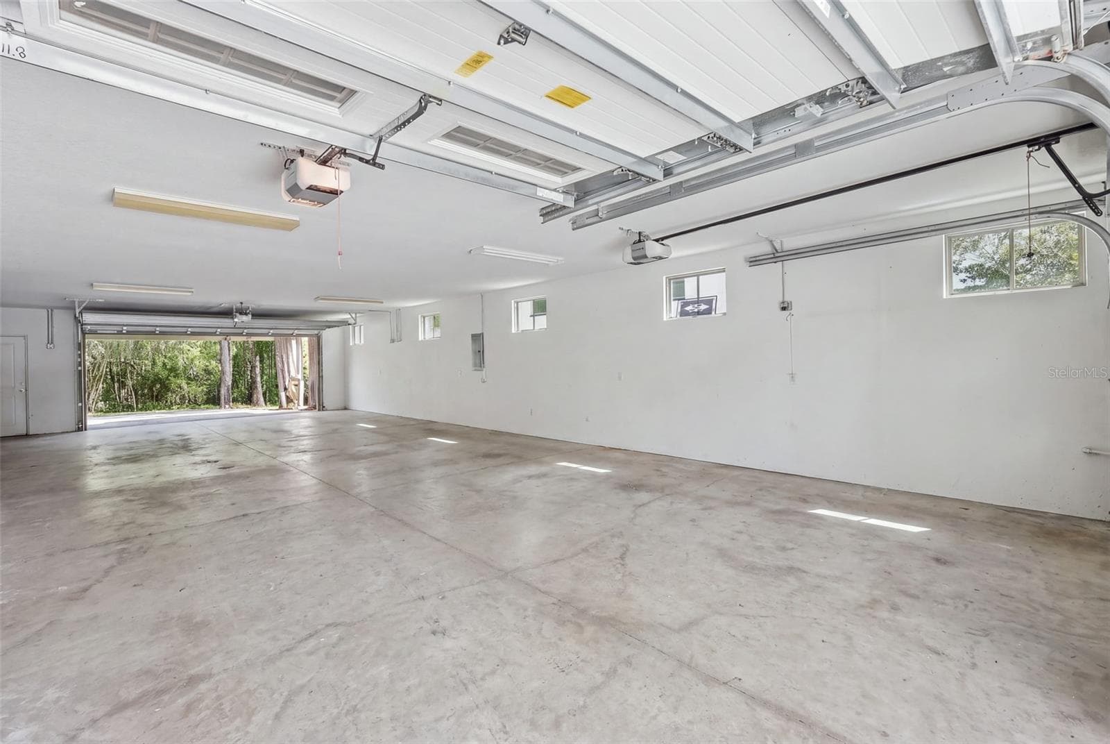 6 car garage - 1208 5TH ST S, ST PETERSBURG