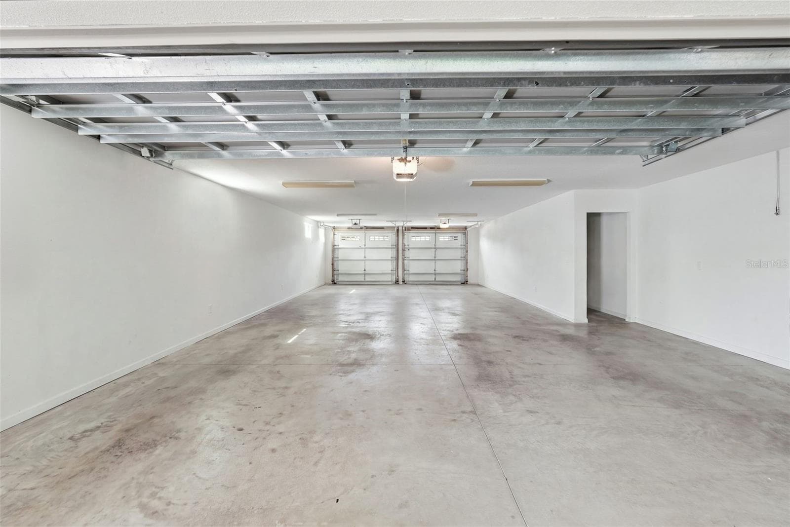 6 car garage - 1208 5TH ST S, ST PETERSBURG