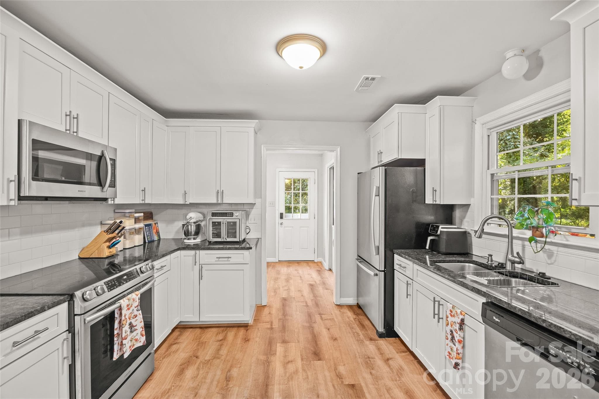 Single Family Residence at 4875 Post Oak Lane, Rock Hill, photo 13 of 30