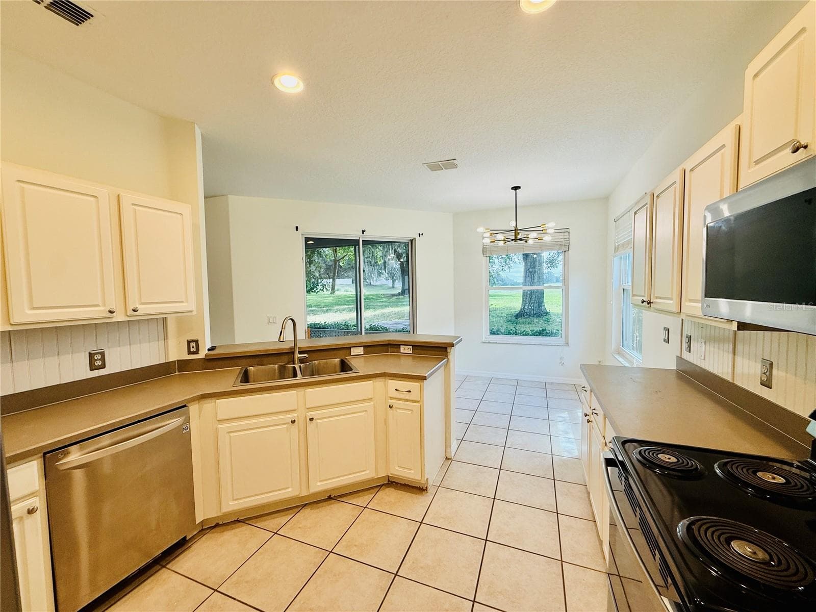 Single Family Residence at 3839 BEACON RIDGE WAY, CLERMONT, photo 20 of 62