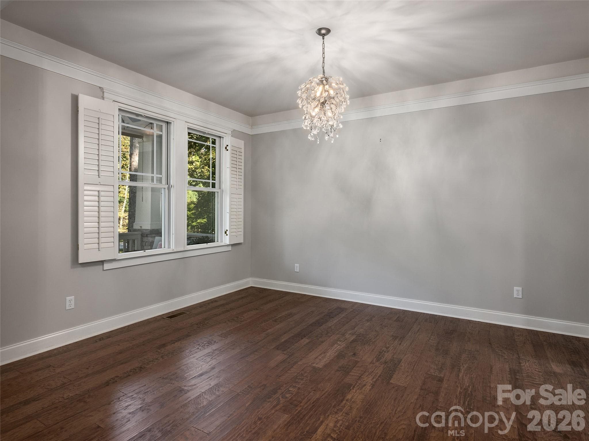 Single Family Residence at 302 Yellowood Lane, Asheville, photo 10 of 48