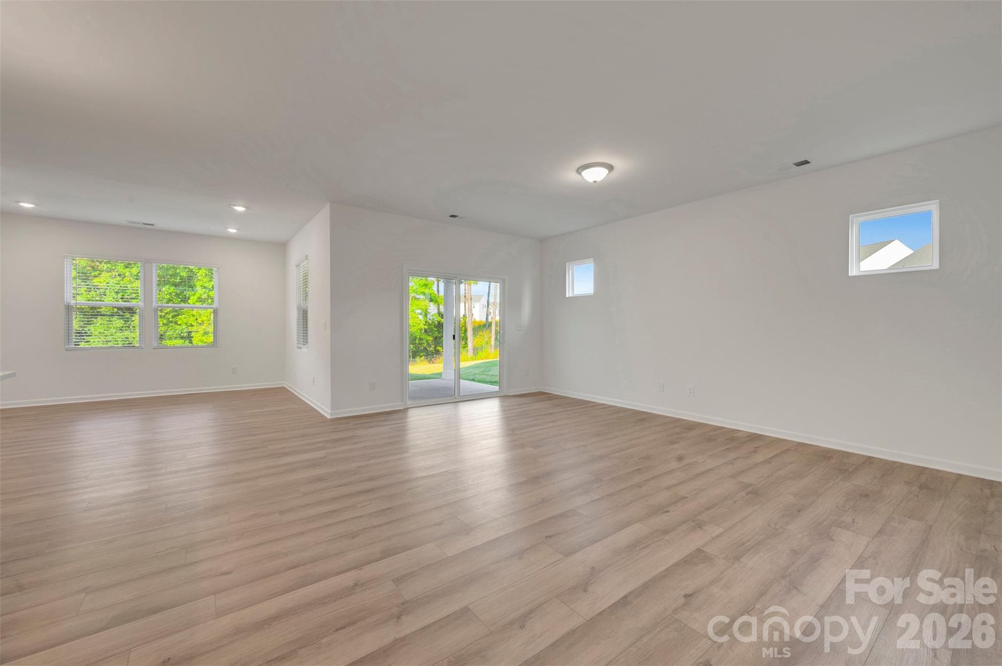 Family room - 8895 Visgrove Drive, Sherrills Ford