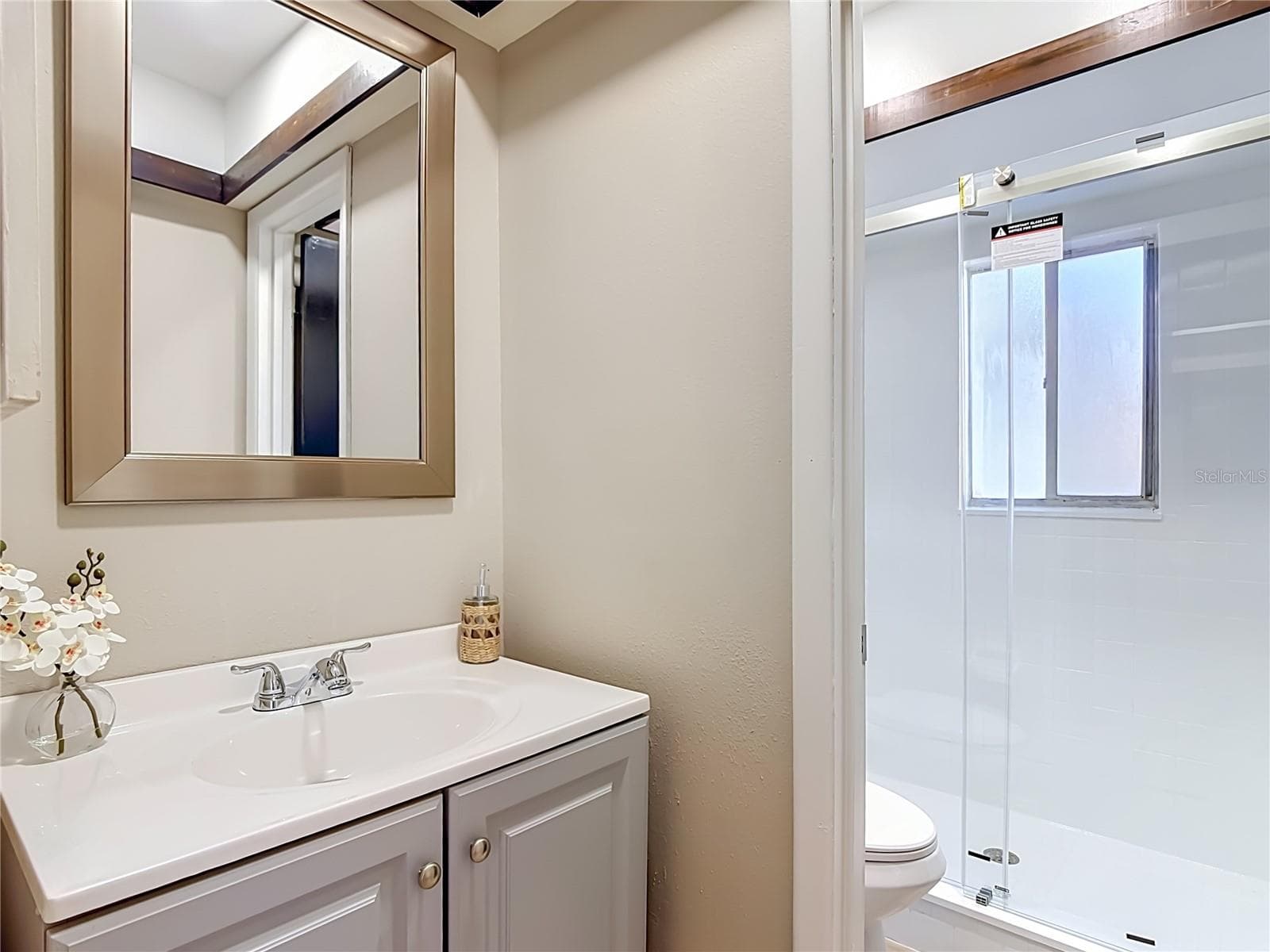 Single Family Residence at 2323 TOWERBRIDGE ST, ORLANDO, photo 13 of 33