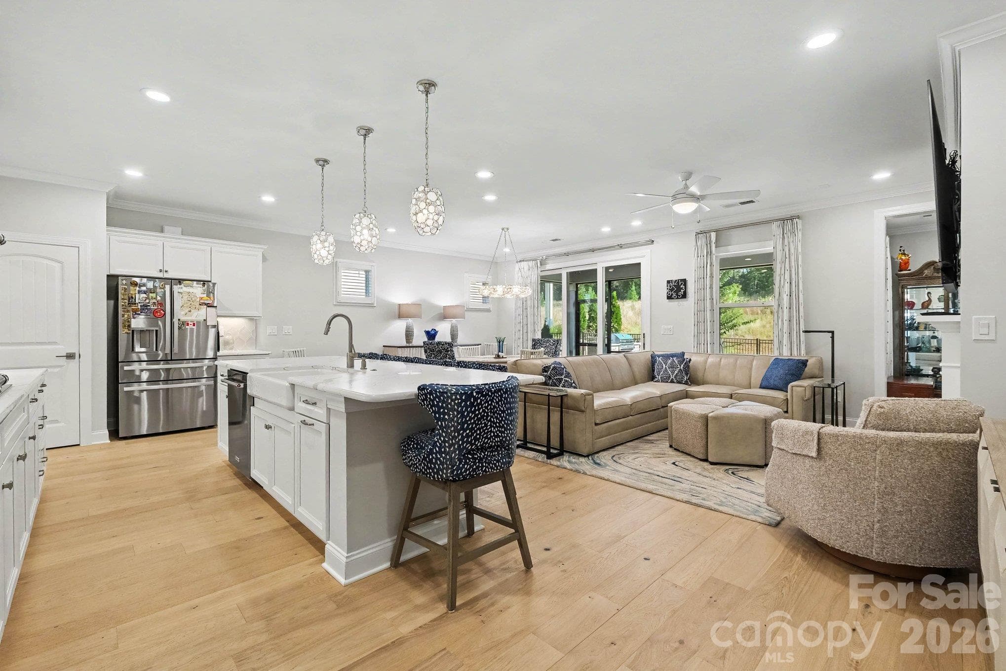 Open Floor plan - 5605 Caneel Lane, Denver