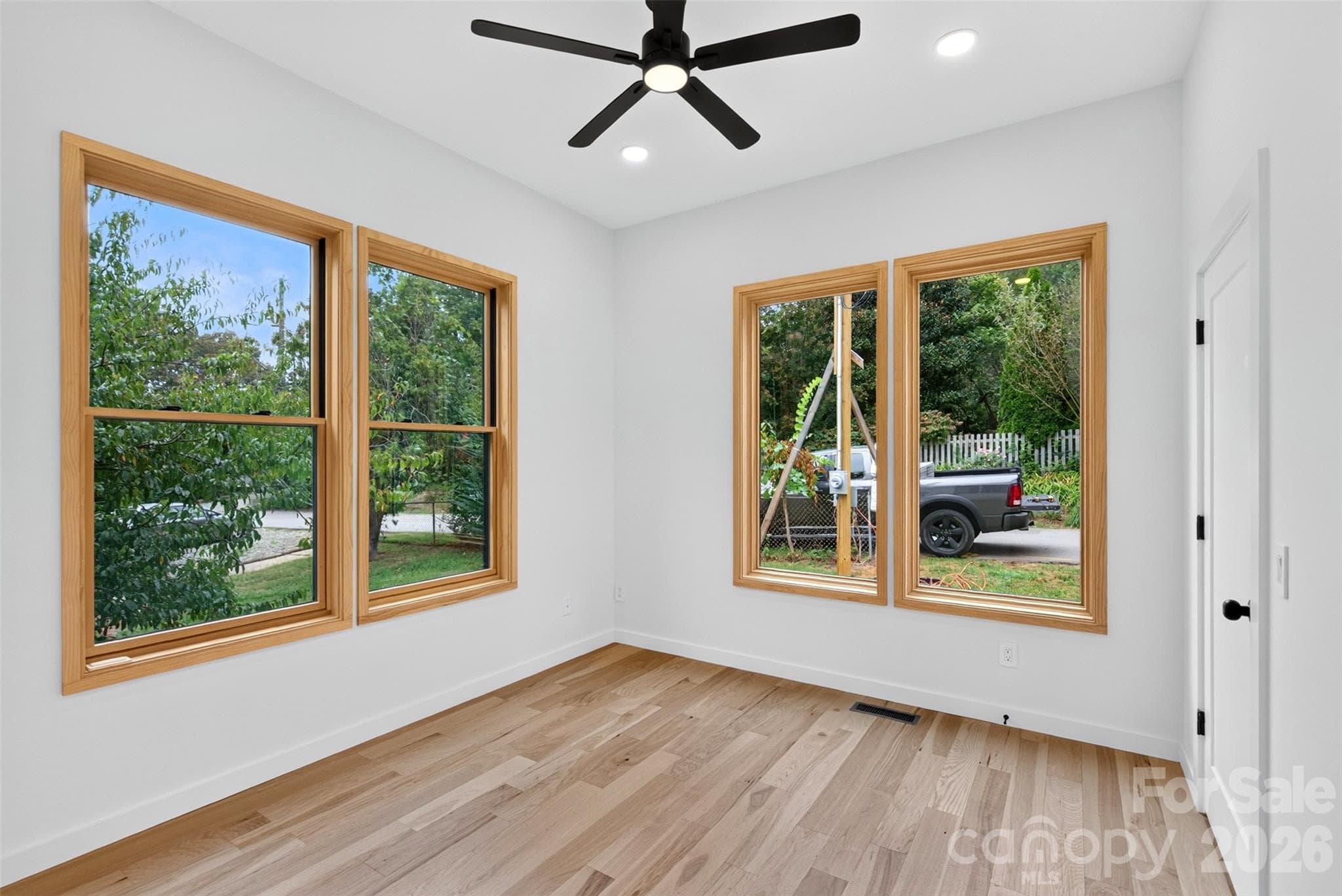 Single Family Residence at 5 Bellagio Place, Asheville, photo 13 of 36