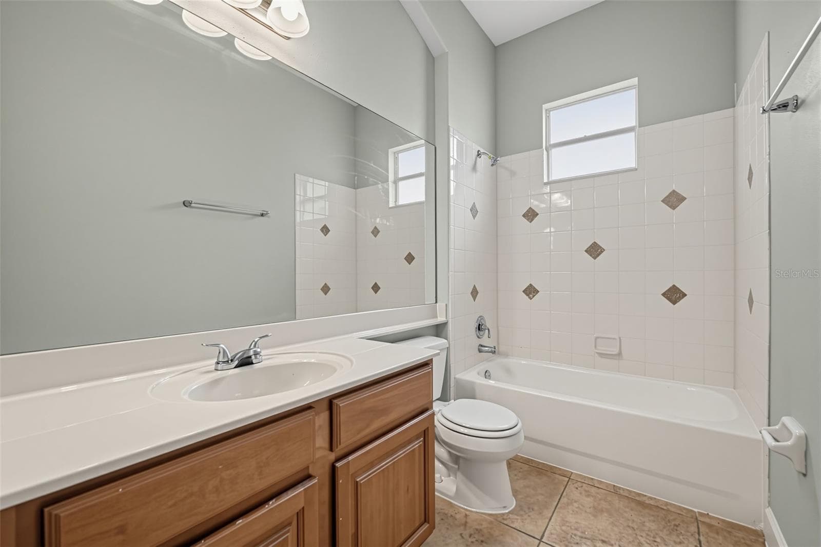 Single Family Residence at 726 REGINA CIR, OAKLAND, photo 29 of 36
