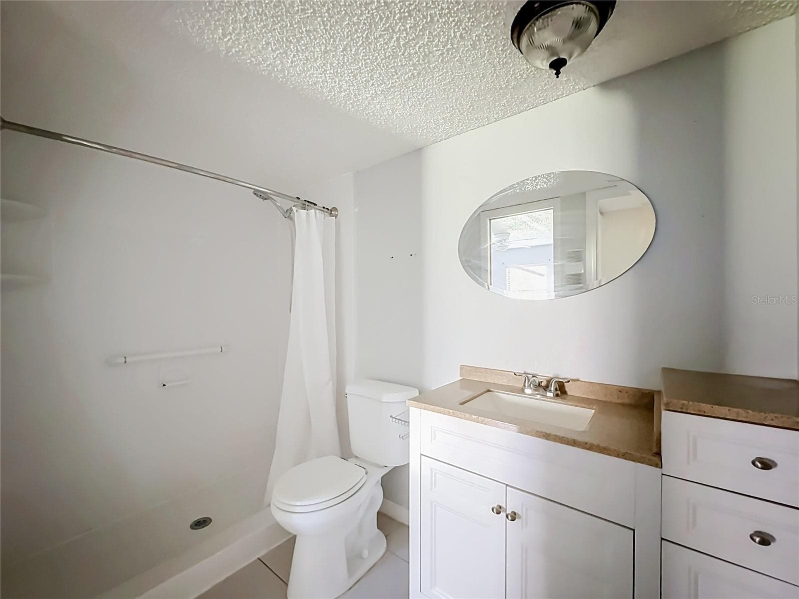 Condominium at 100 E OAK TERRACE DR #C1, LEESBURG, photo 16 of 30