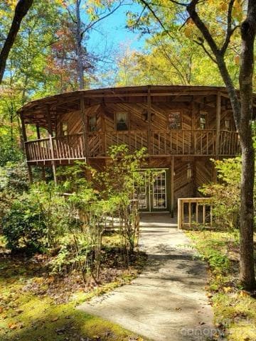 667 Pinewood Knoll Drive