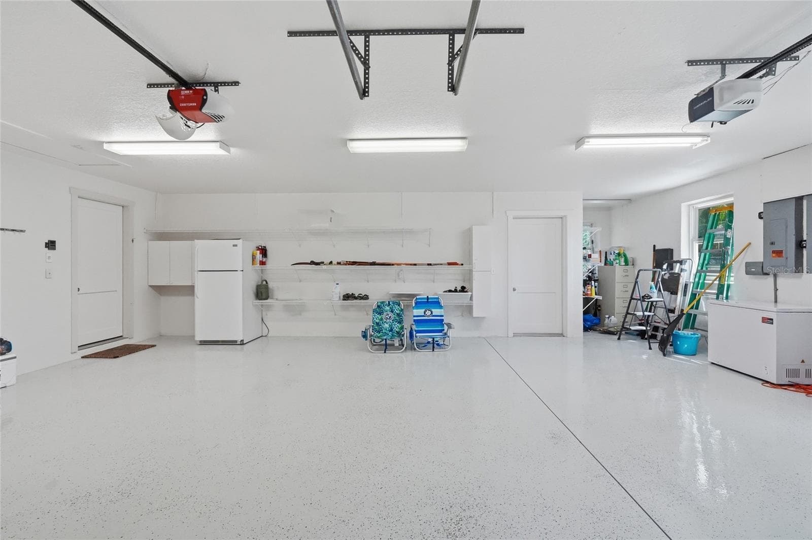 size of a 3 car garage. 2-large oversized spaced - 4307 CAMINO REAL, SARASOTA