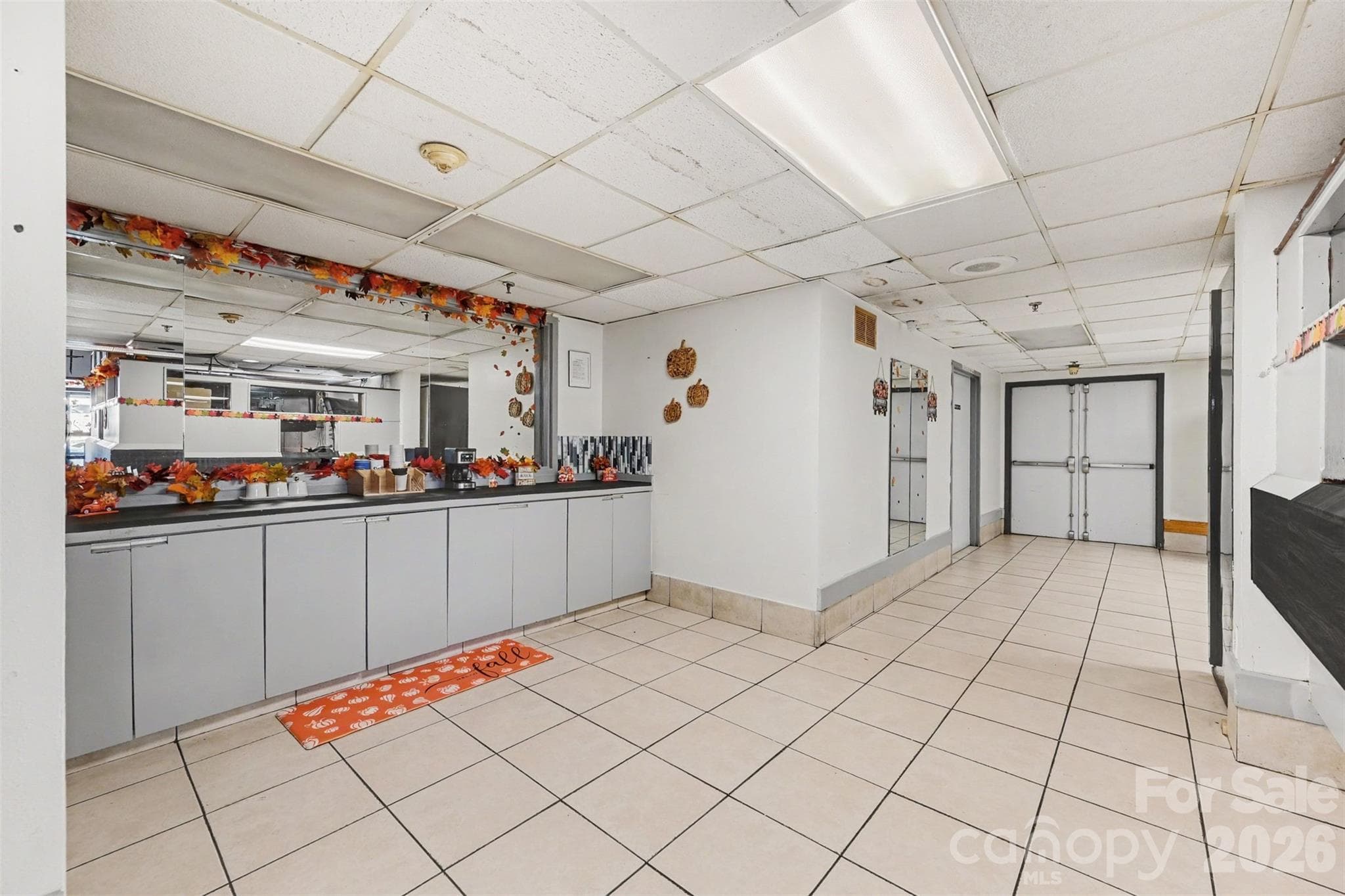 Hotel/Motel at 4904 Reagan Drive, Charlotte, photo 10 of 27