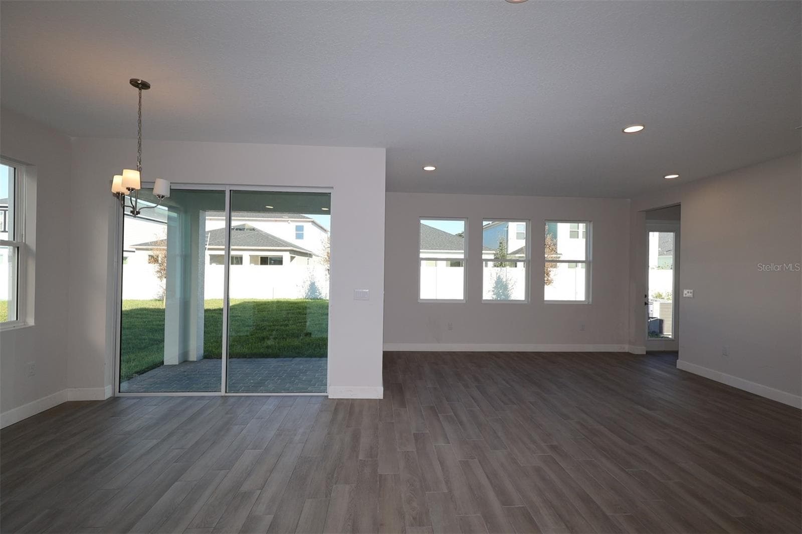 Single Family Residence at 833 RIVER STONE TRL, SANFORD, photo 32 of 42