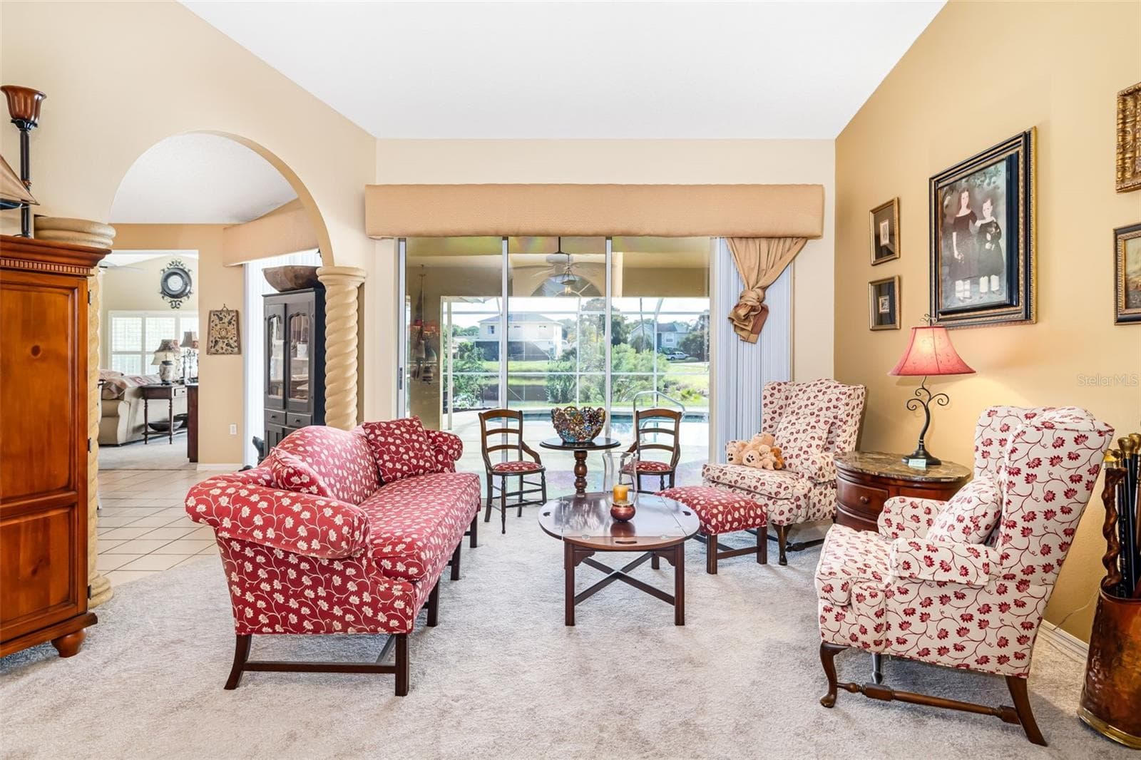 Single Family Residence at 9678 KNIGHTSBRIDGE CIR, SARASOTA, photo 9 of 57