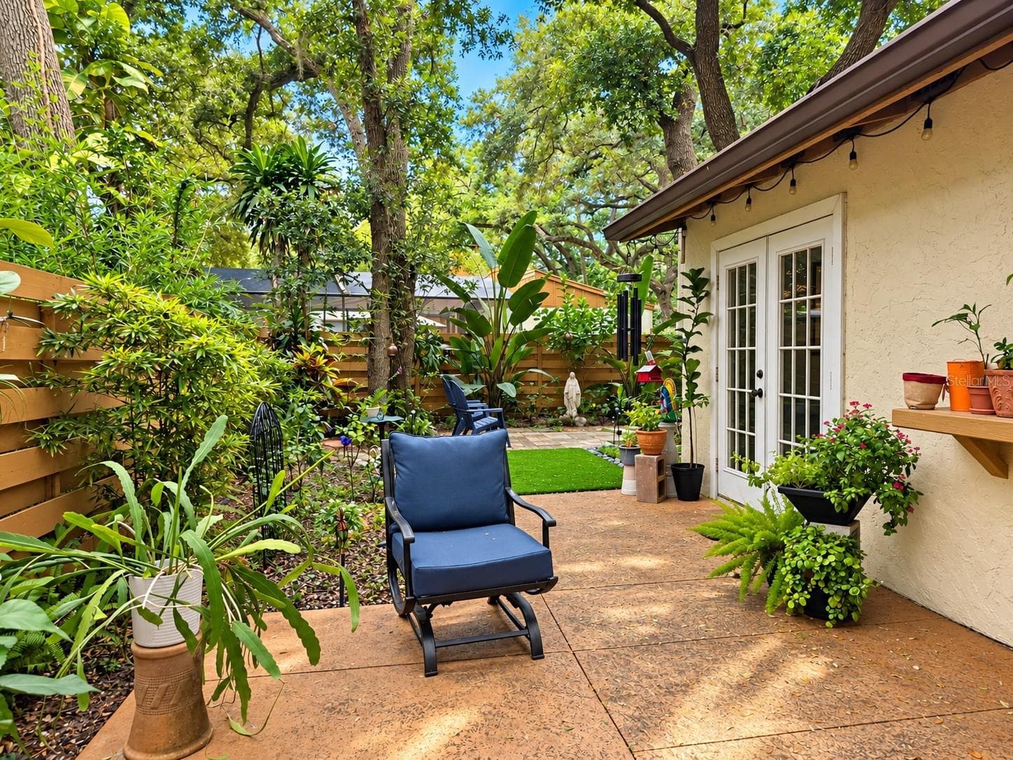relax and rejuvenate in the Zen gardens - 2310 QUAIL CT, BRADENTON