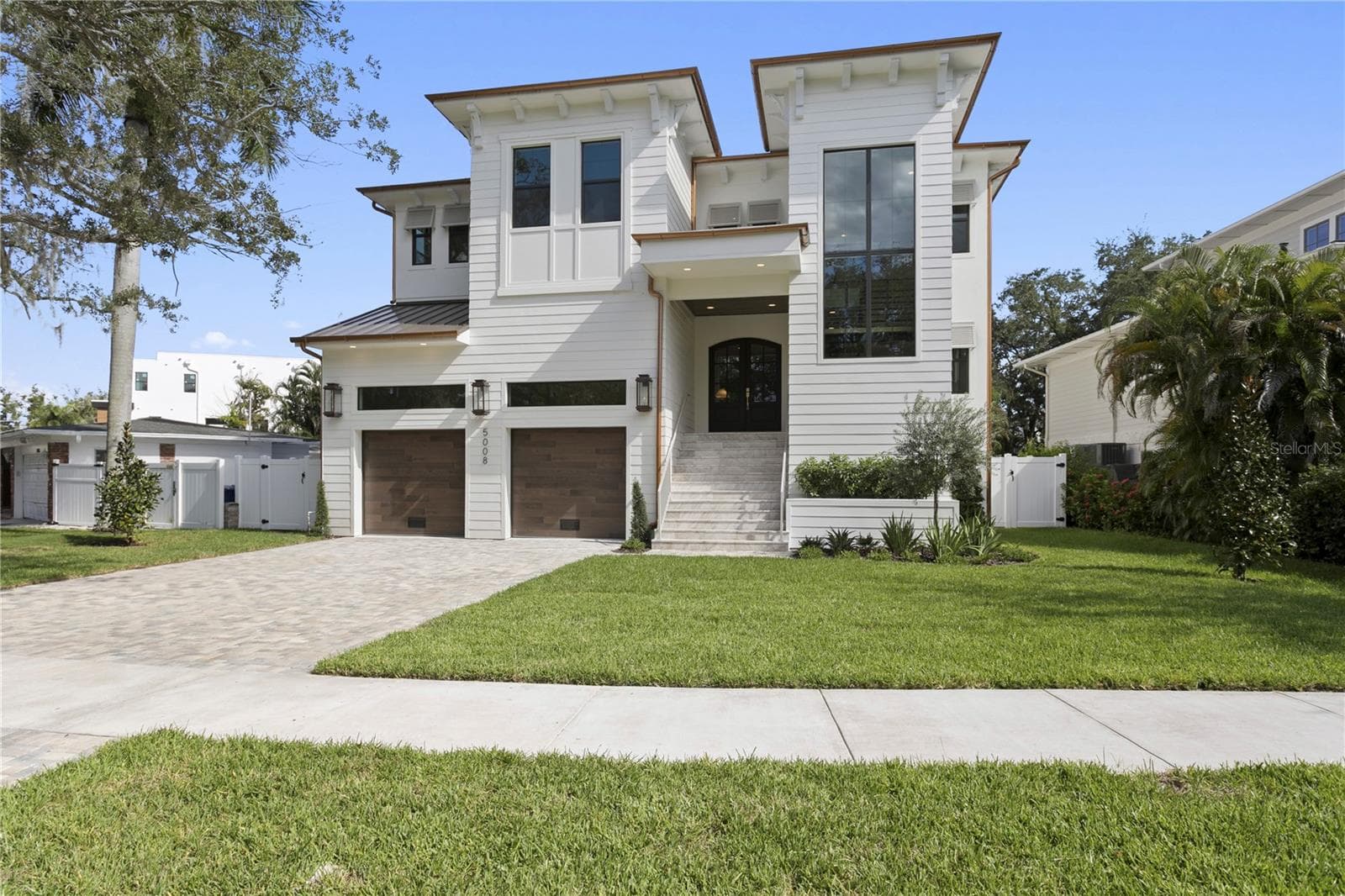 Single Family Residence at 5008 W DICKENS AVE, TAMPA, photo 65 of 68