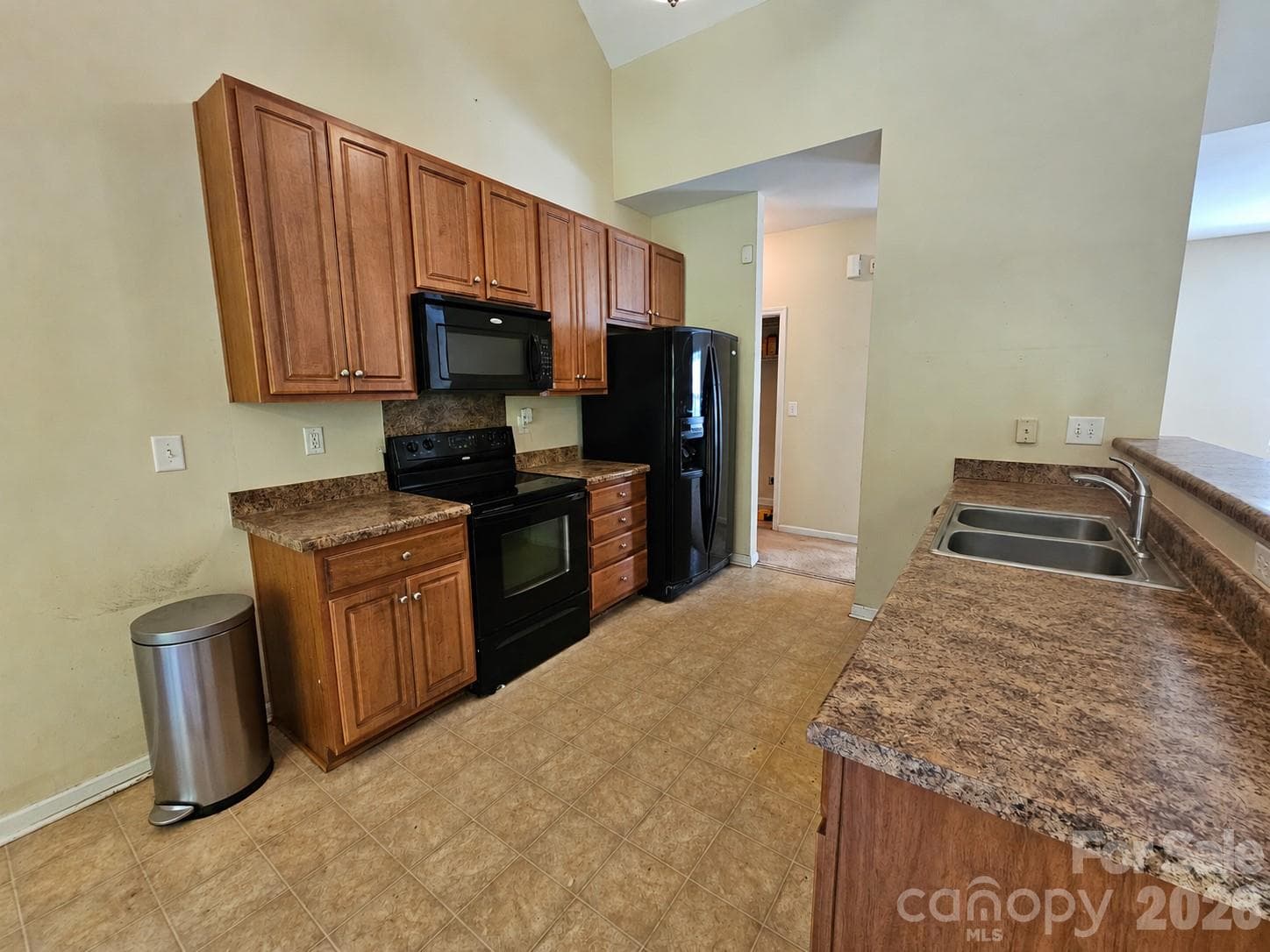 Single Family Residence at 121 Loram Road, Troutman, photo 8 of 23