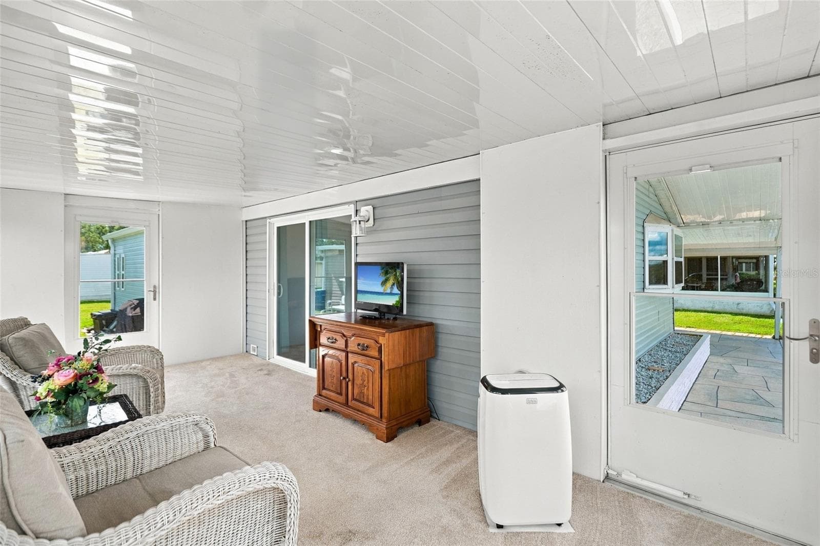 Manufactured Home at 809 VILLA DEL SOL DR, NORTH PORT, photo 20 of 33
