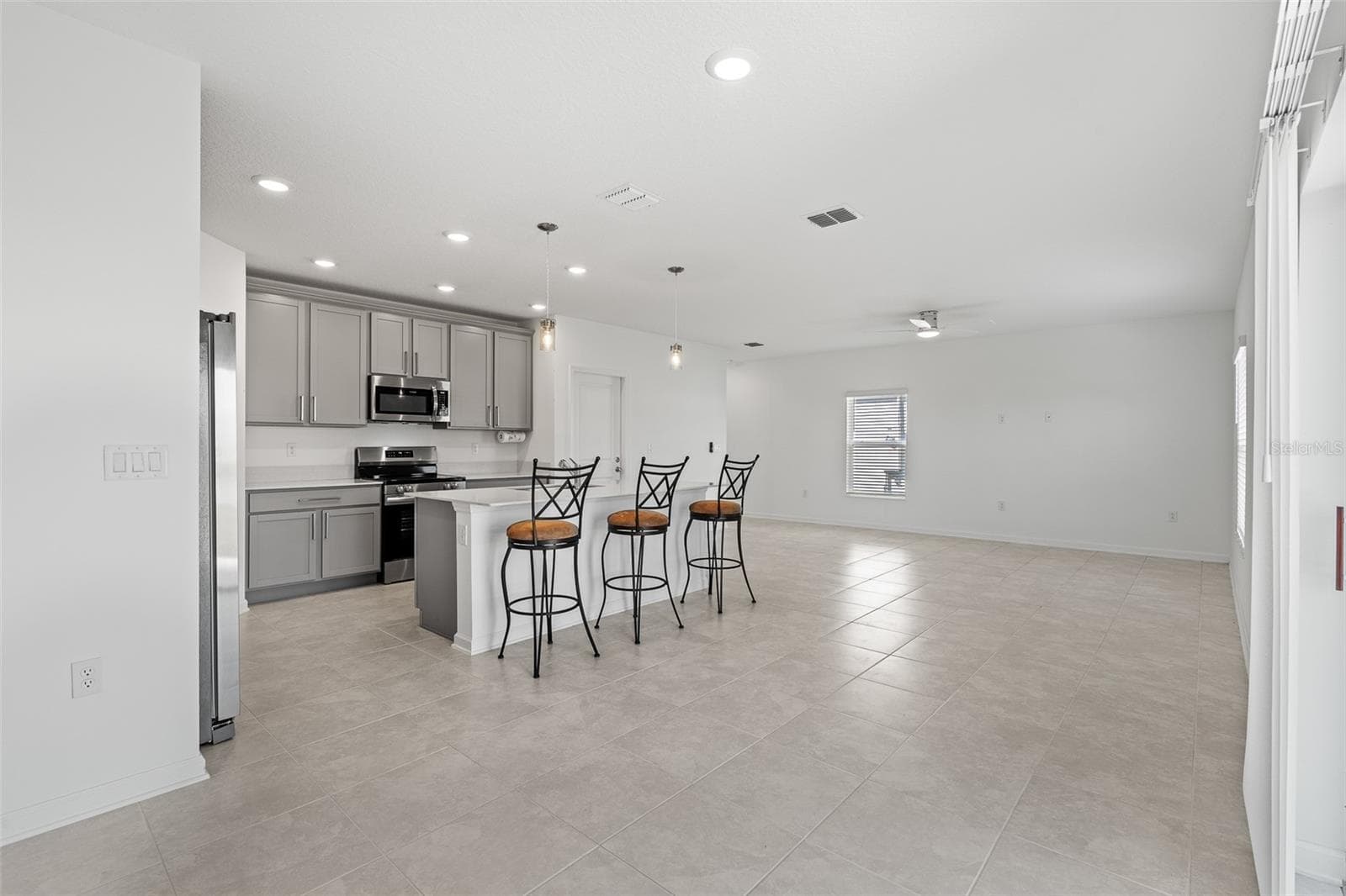Single Family Residence at 4110 CALUSA PINE RD, DAYTONA BEACH, photo 15 of 59