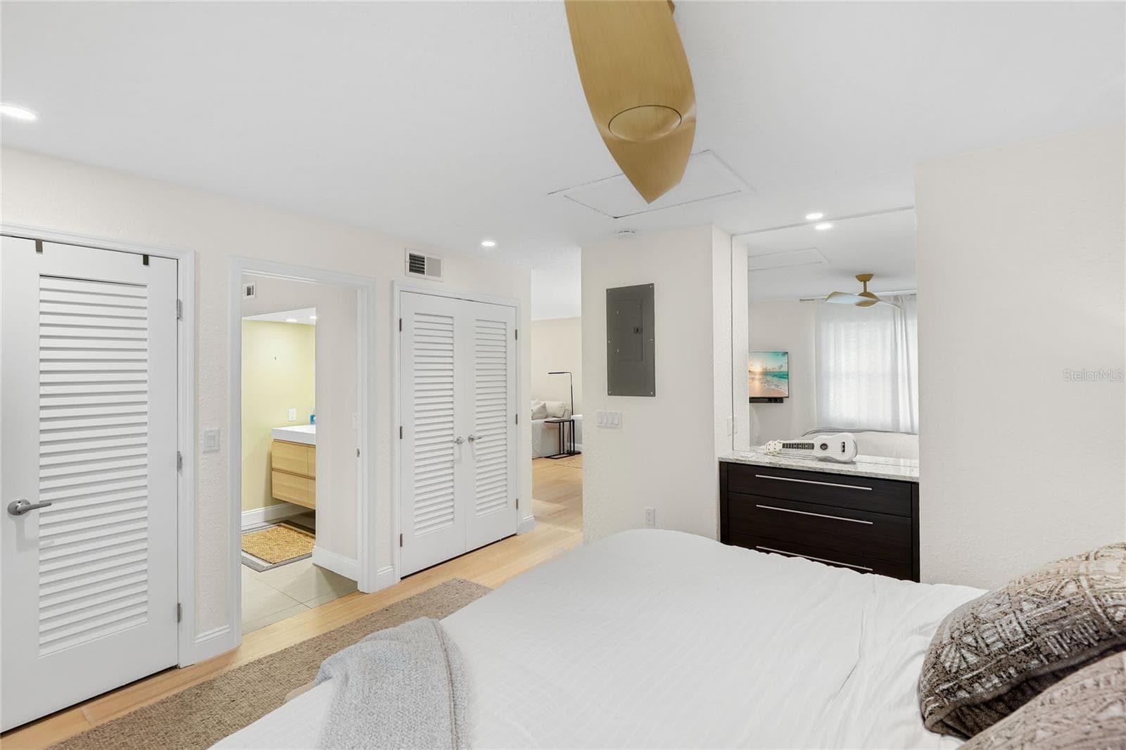Condominium at 936 LA COSTA CIR #10, SARASOTA, photo 19 of 30