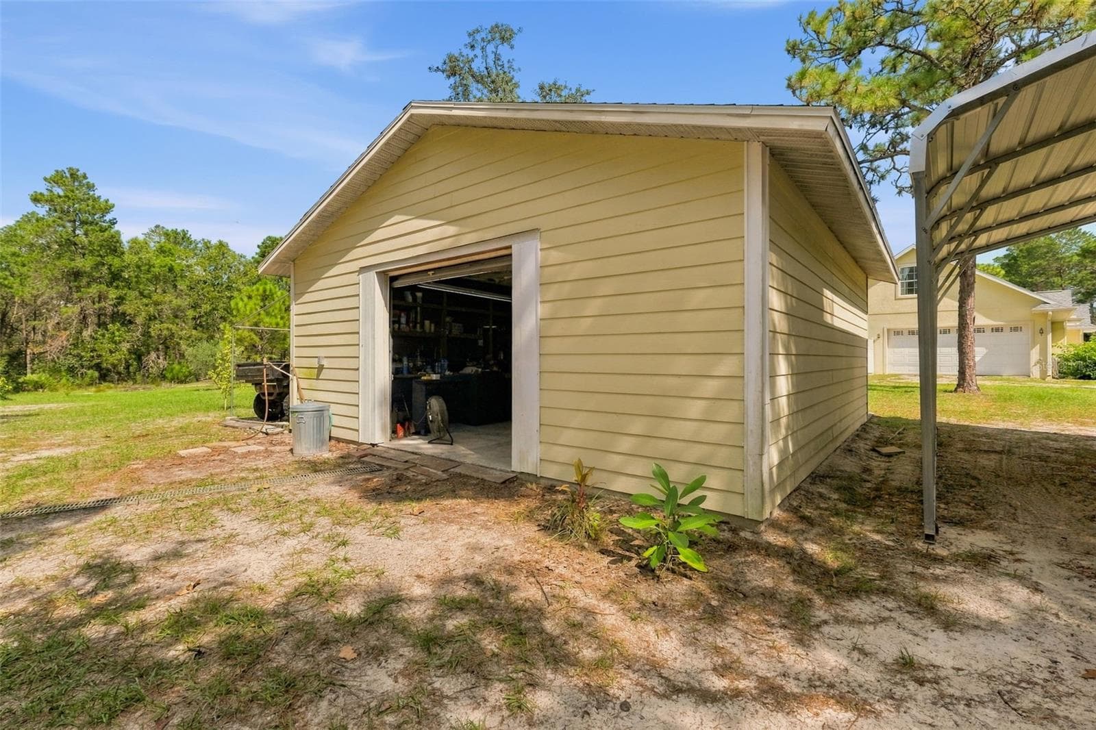 Single Family Residence at 8743 OSTROM WAY, WEEKI WACHEE, photo 4 of 99