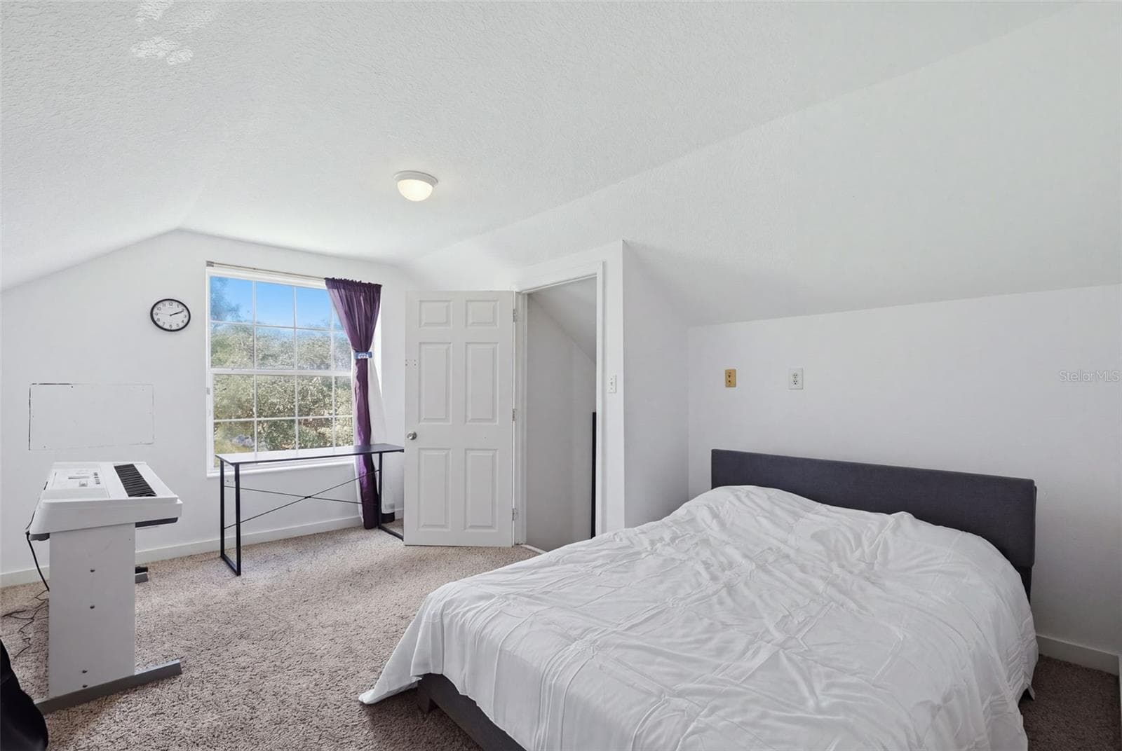 Single Family Residence at 8743 OSTROM WAY, WEEKI WACHEE, photo 20 of 99