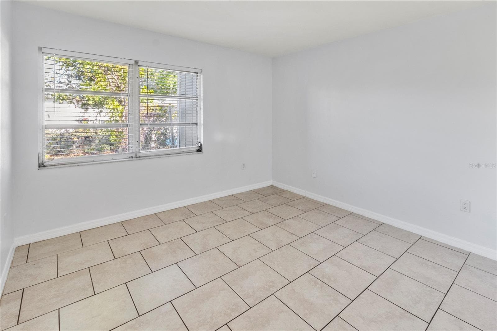 Duplex at 7013 BRENTFORD RD, SARASOTA, photo 25 of 42