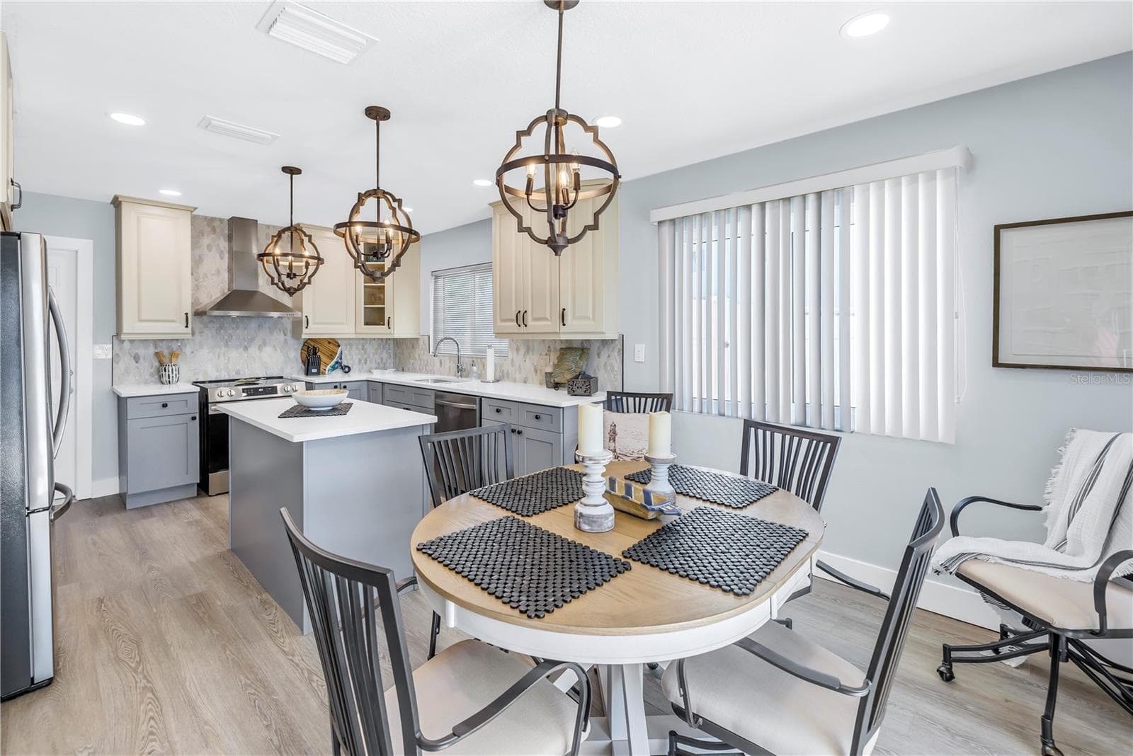 Single Family Residence at 10128 YACHT CLUB DR, TREASURE ISLAND, photo 12 of 80