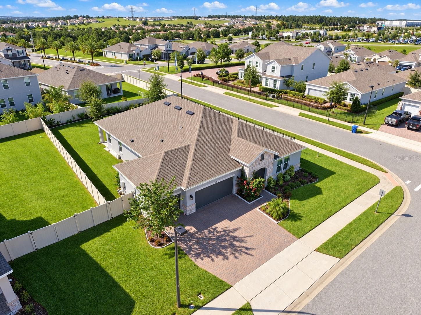 Single Family Residence at 715 BLUE CITRUS LN, MINNEOLA, photo 2 of 58