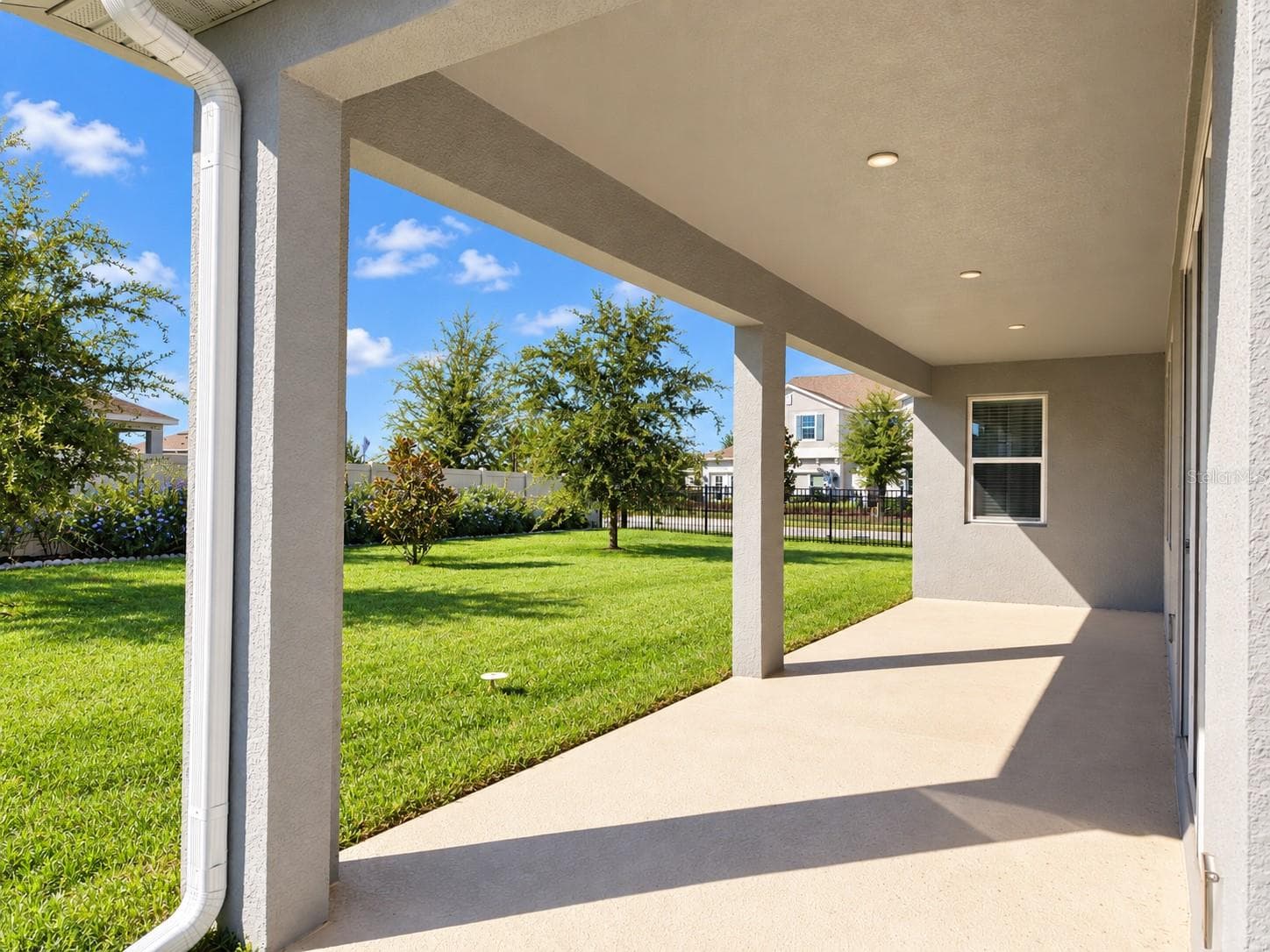 Single Family Residence at 715 BLUE CITRUS LN, MINNEOLA, photo 34 of 58