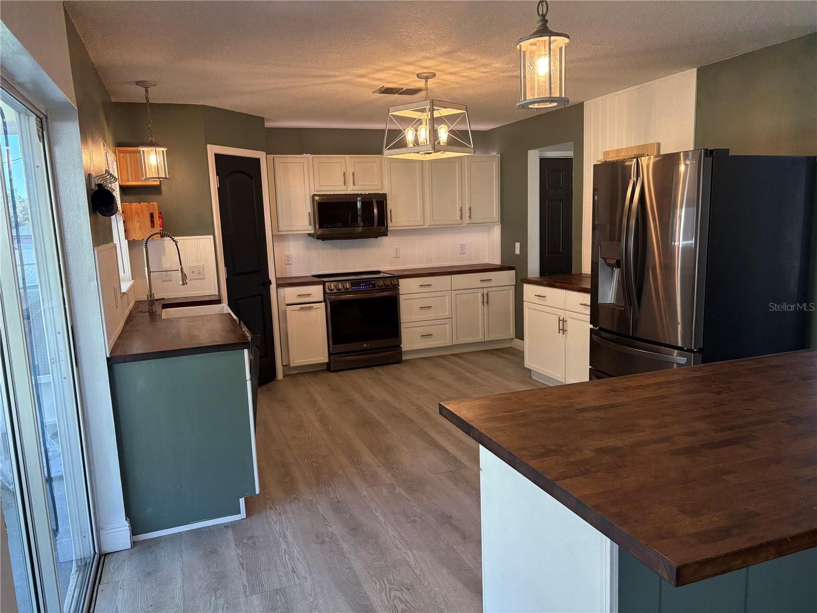 Single Family Residence at 4291 SW 110TH LN, OCALA, photo 7 of 21