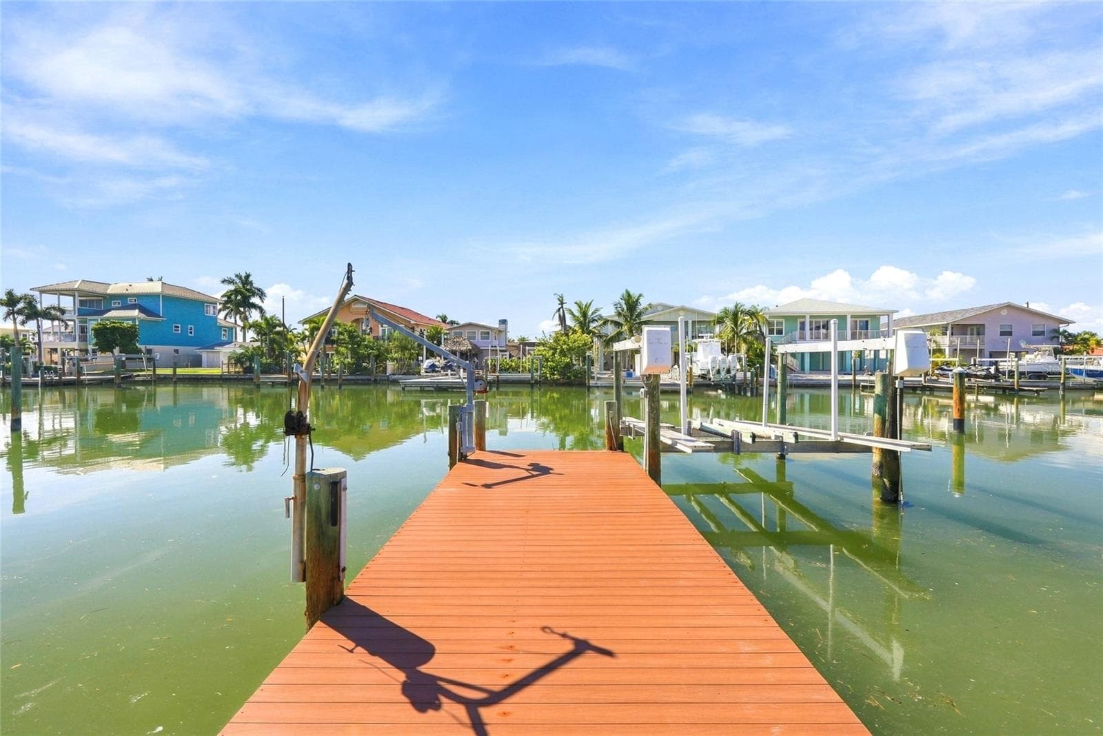 Dock & Boat Lift/Davits - 556 JOHNS PASS AVE, MADEIRA BEACH