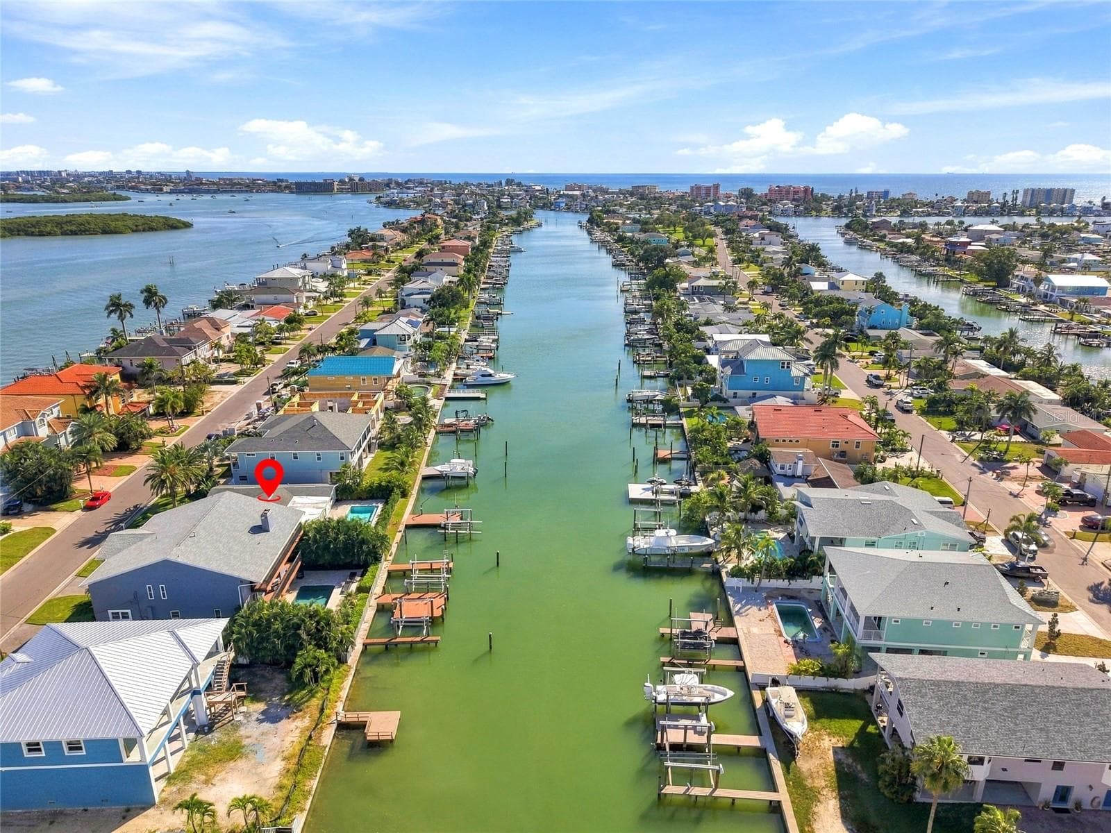 Single Family Residence at 556 JOHNS PASS AVE, MADEIRA BEACH, photo 42 of 44