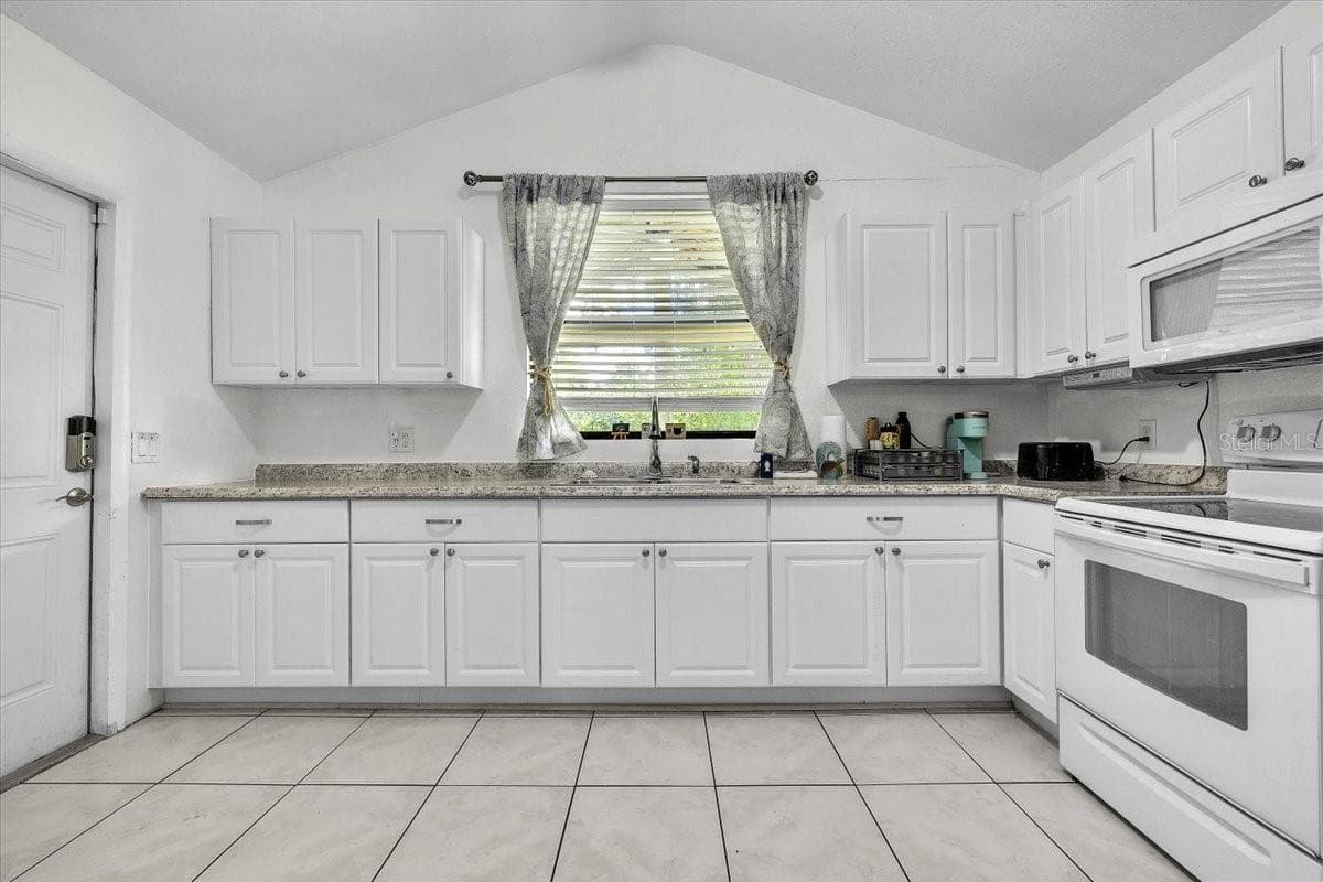 Single Family Residence at 3222 LEAMINGTON ST, PORT CHARLOTTE, photo 42 of 62