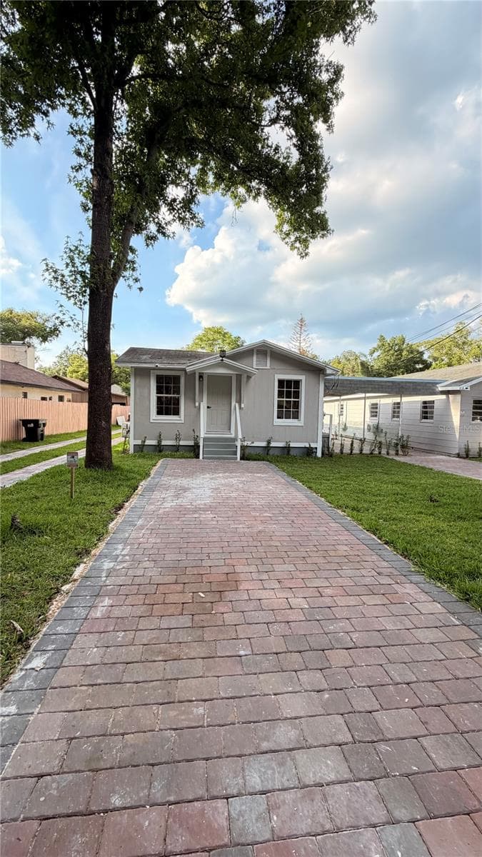 Quadruplex at 5331 VANDERLIN ST, ORLANDO, photo 2 of 11