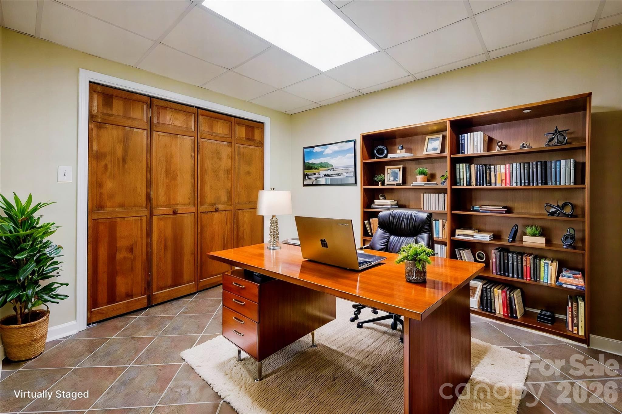 Virtually staged office - 2106 Lynmore Drive, Sherrills Ford