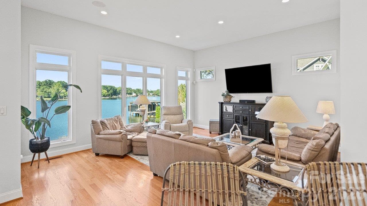 Single Family Residence at 7679 Dellinger Road, Denver, photo 19 of 48
